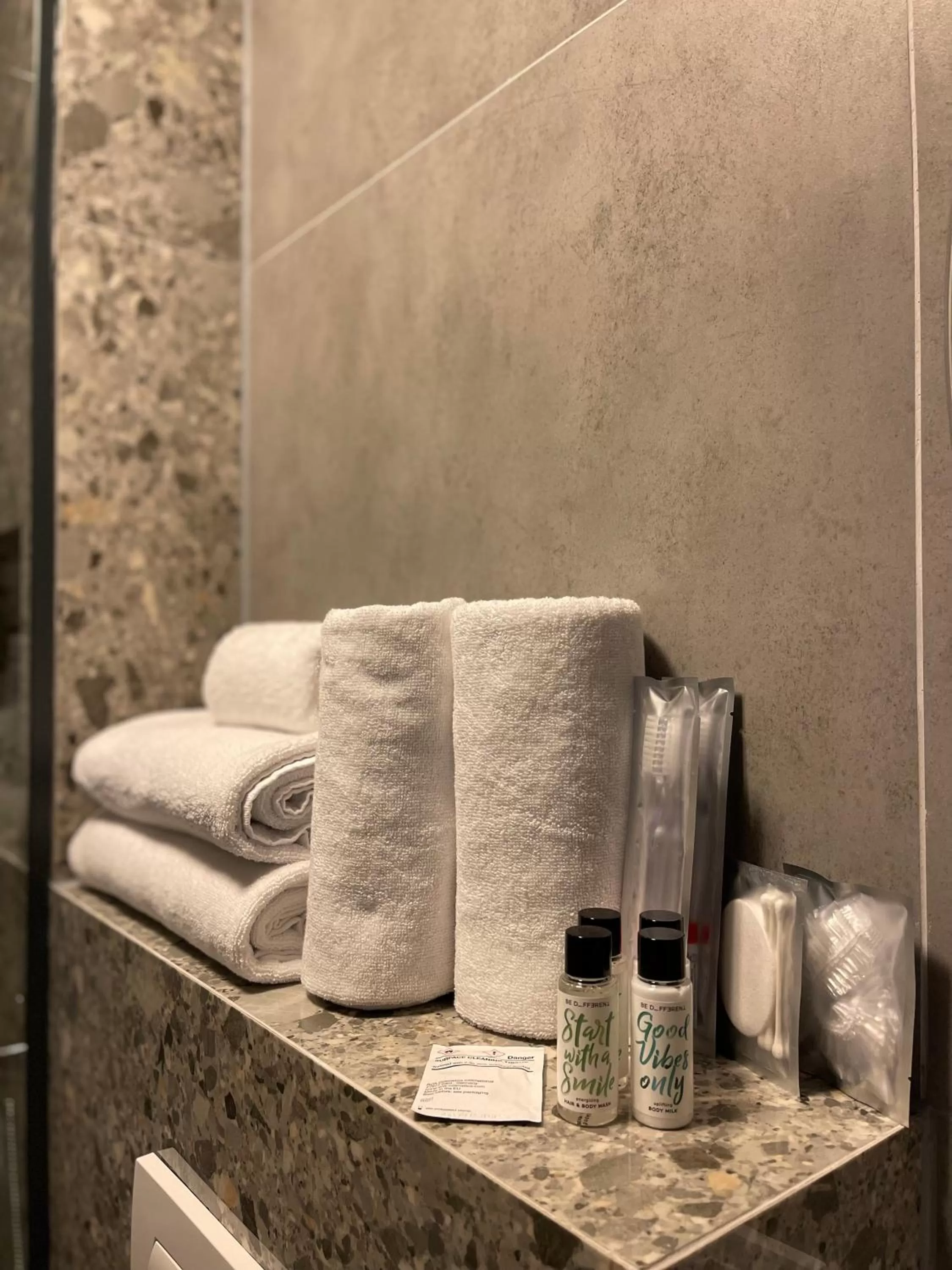 Bathroom in Etnomania Boutique Hotel