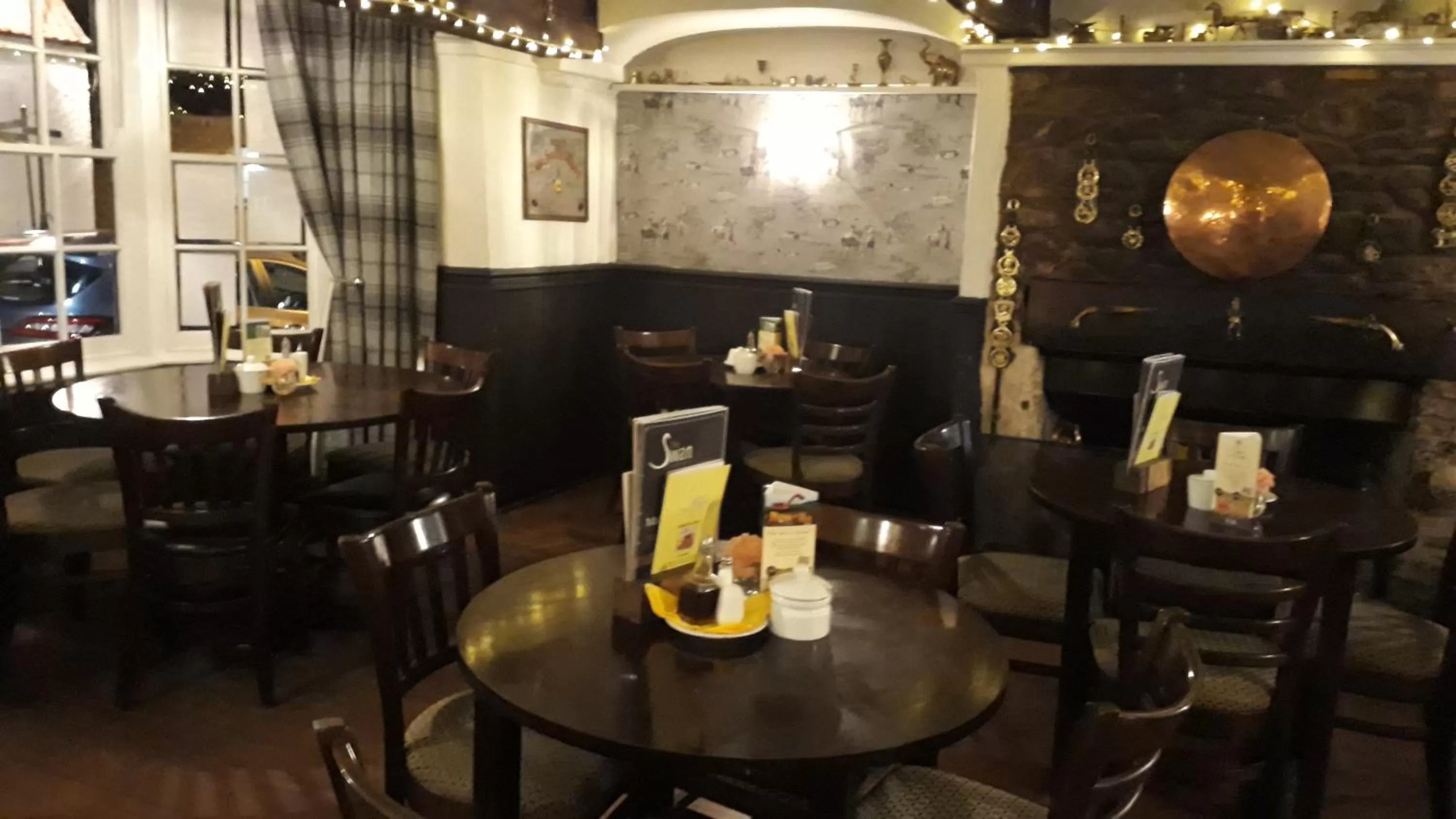 Lounge or bar, Restaurant/Places to Eat in The Swan