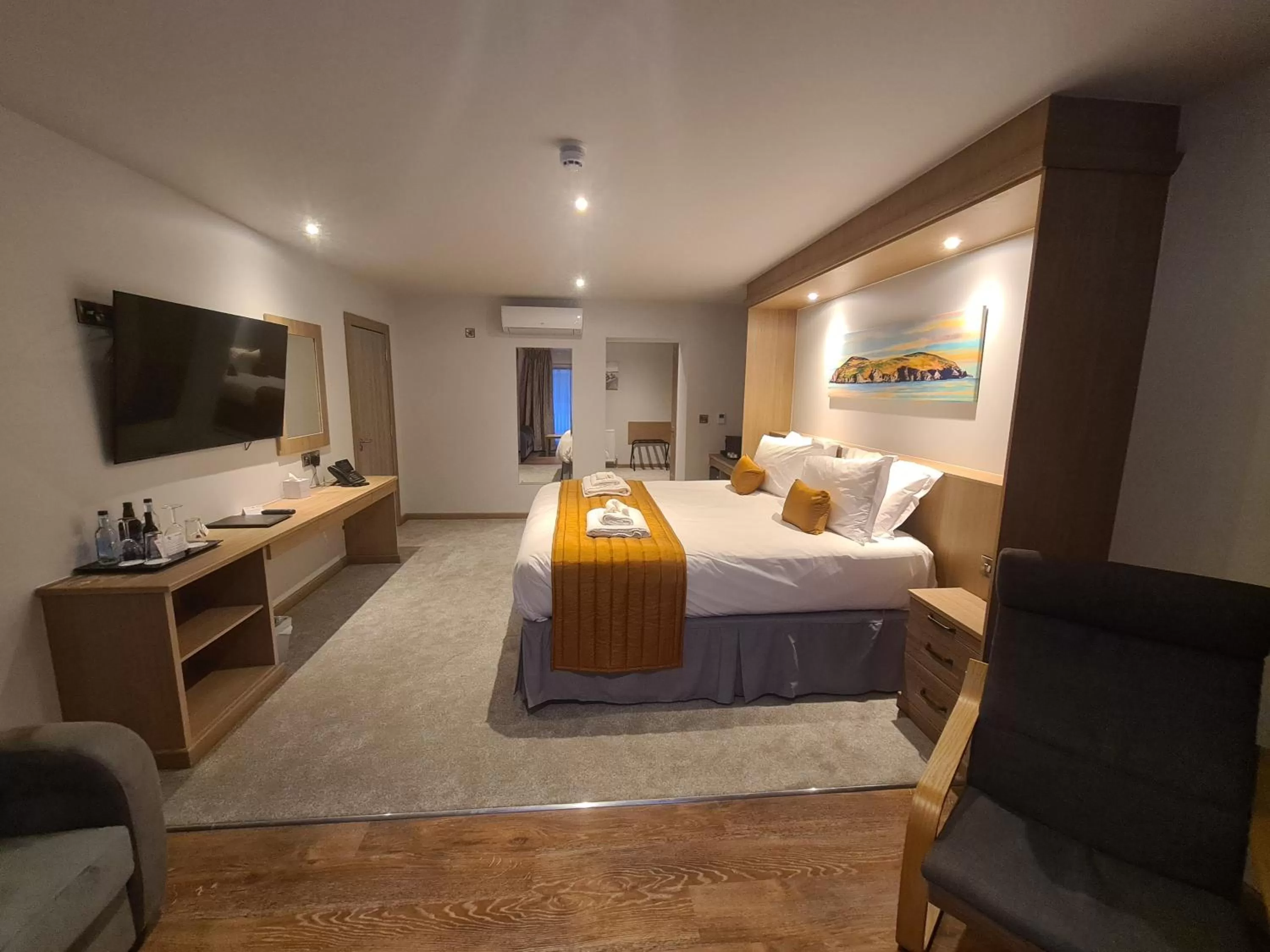 The Teifi Waterside Hotel