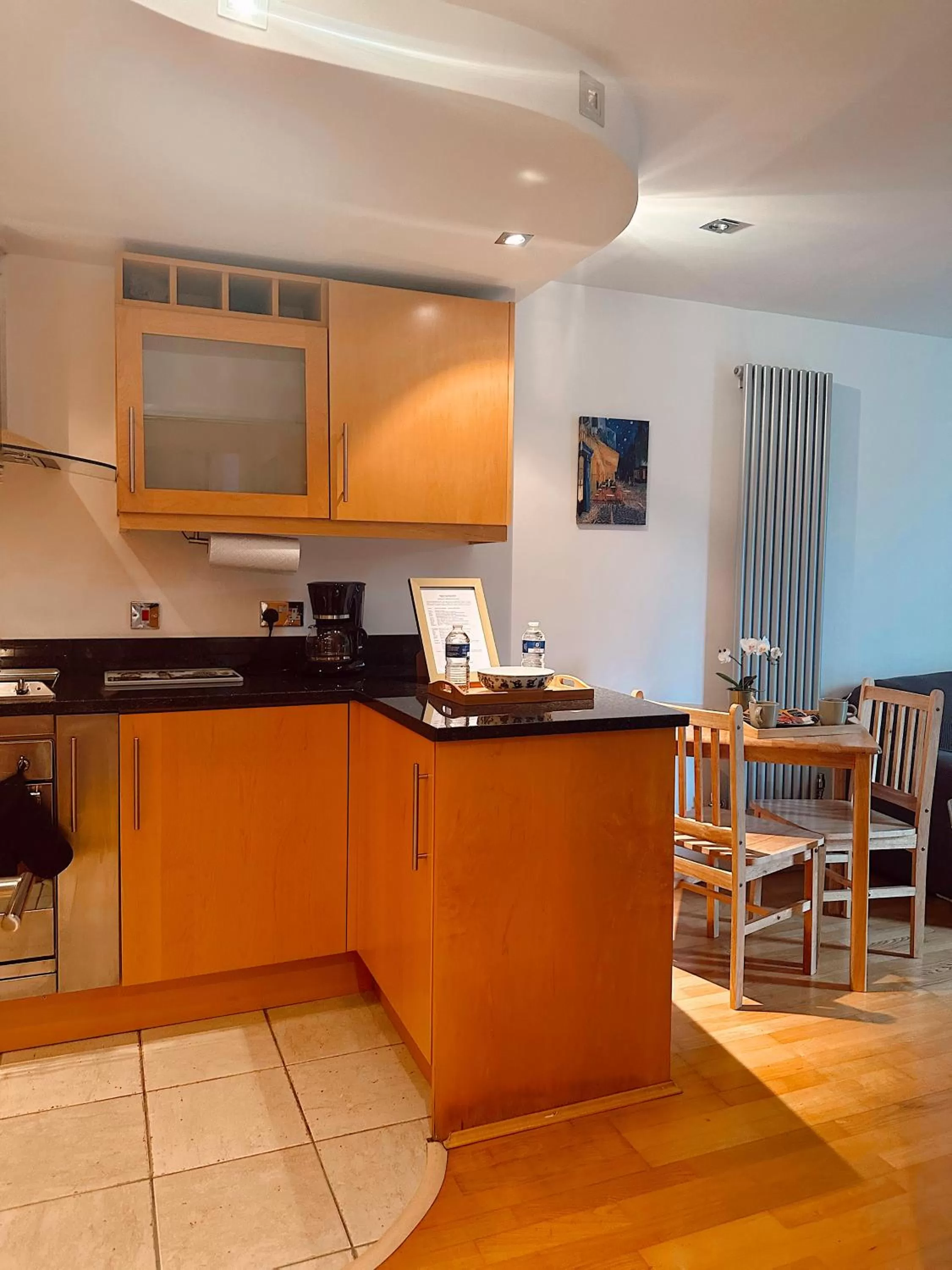 kitchen in Canary Wharf - Luxury Apartments