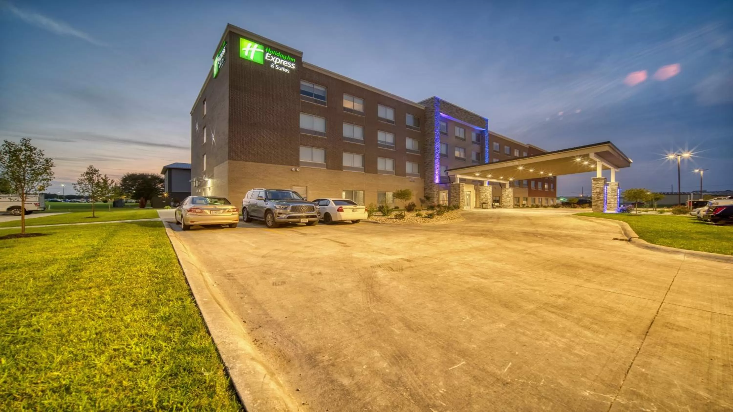 Property building in Holiday Inn Express & Suites - Kokomo South by IHG
