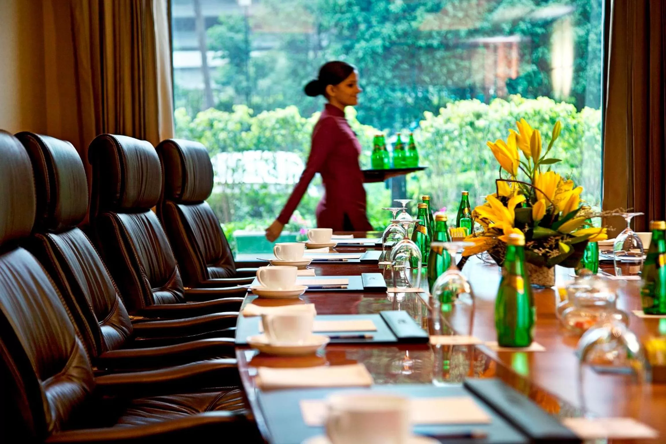 Business facilities in Radisson Blu Plaza Delhi Airport