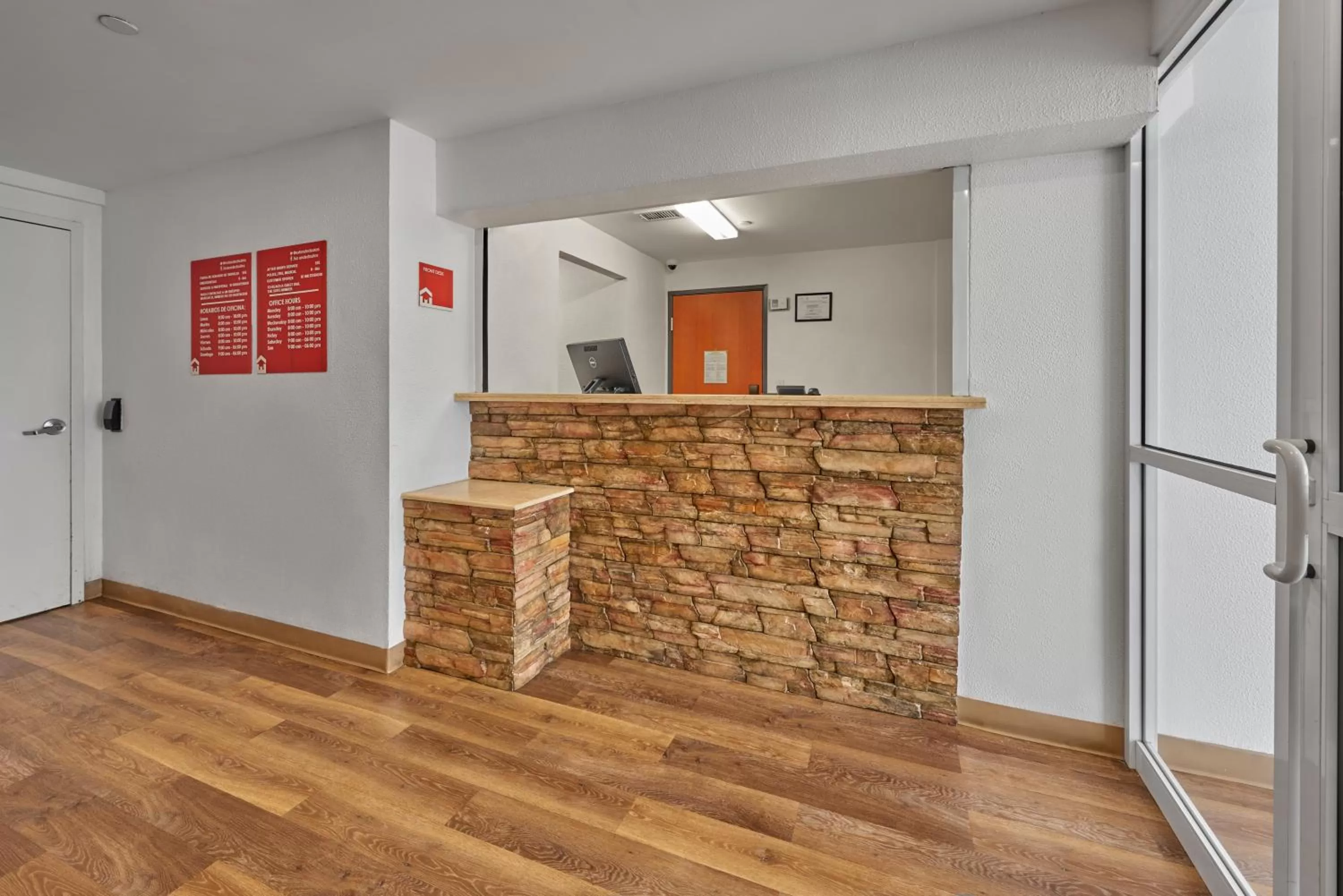 Lobby or reception in Extended Suites Monterrey Aeropuerto