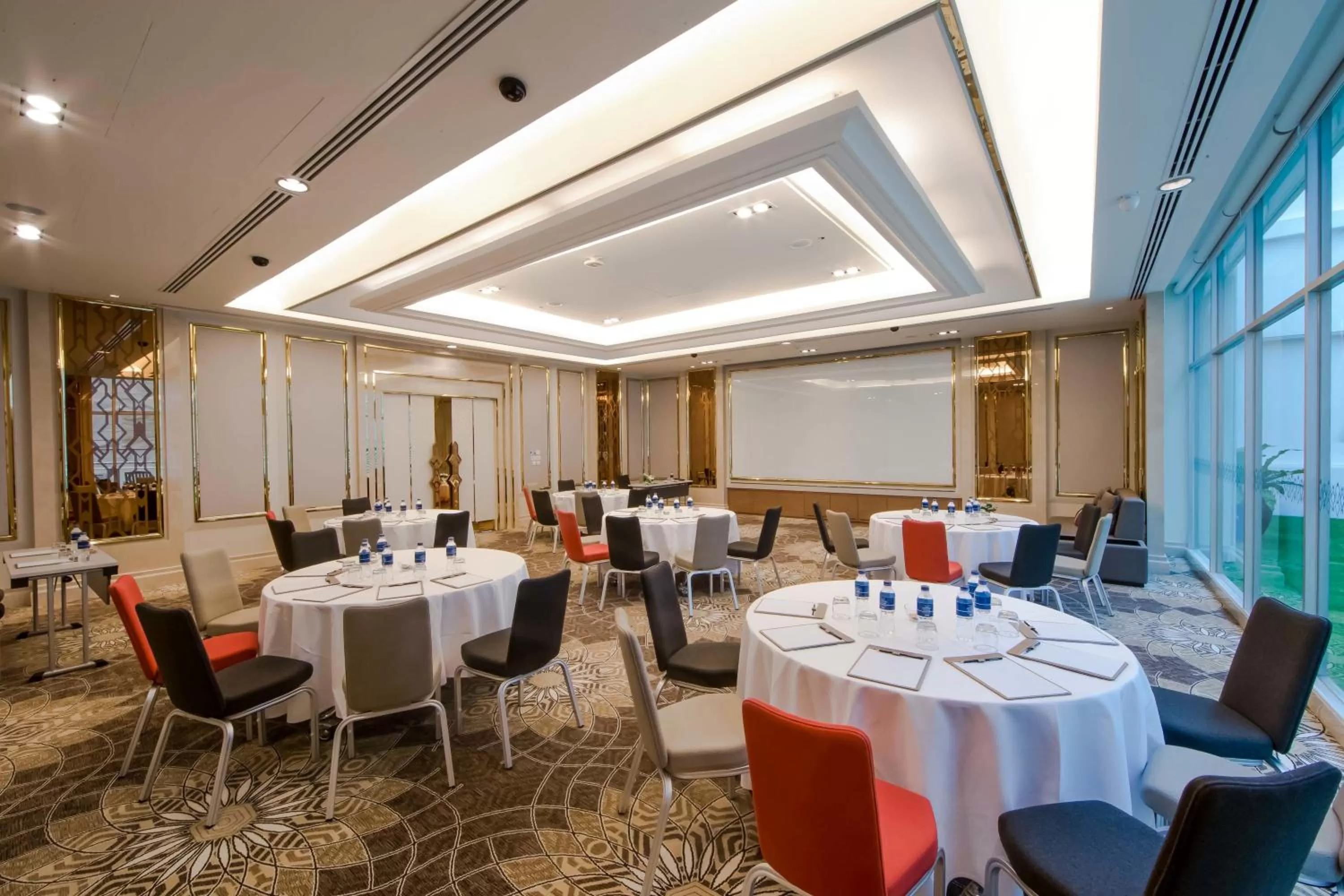 Meeting/conference room in Grande Centre Point Ploenchit