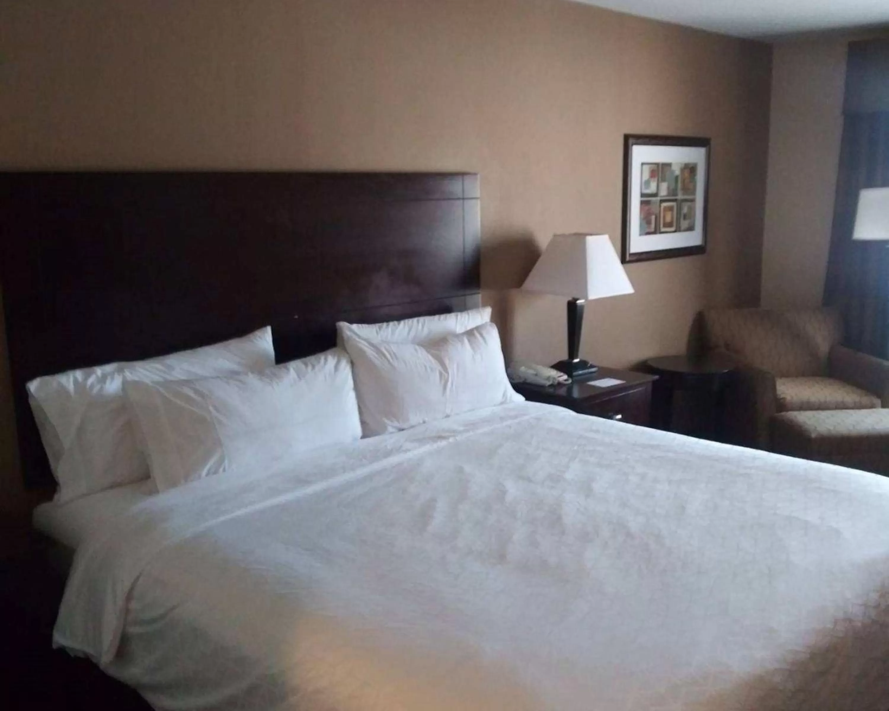 Photo of the whole room in Holiday Inn Express & Suites Zanesville North by IHG