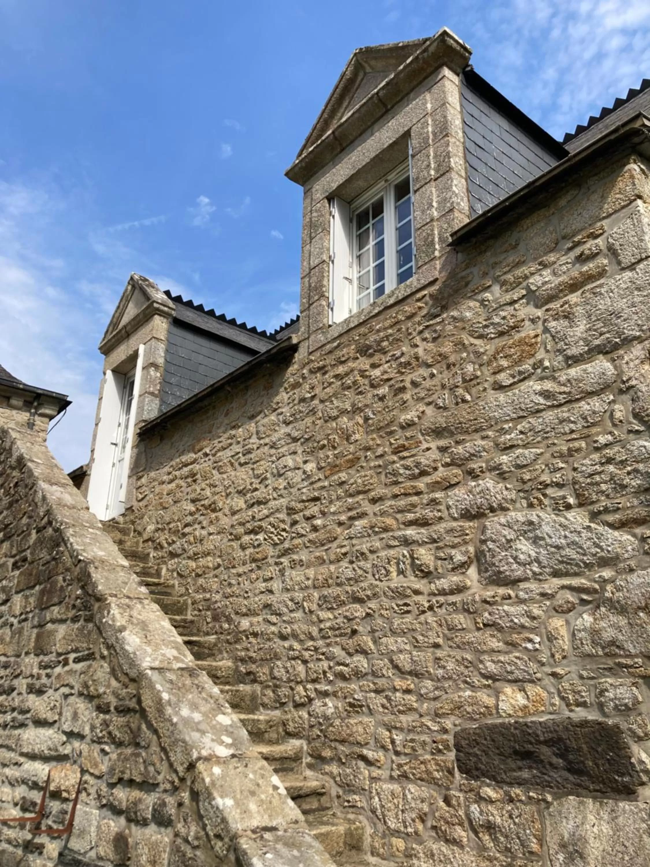 Facade/entrance, Property Building in Manoir de Saint-Fiacre