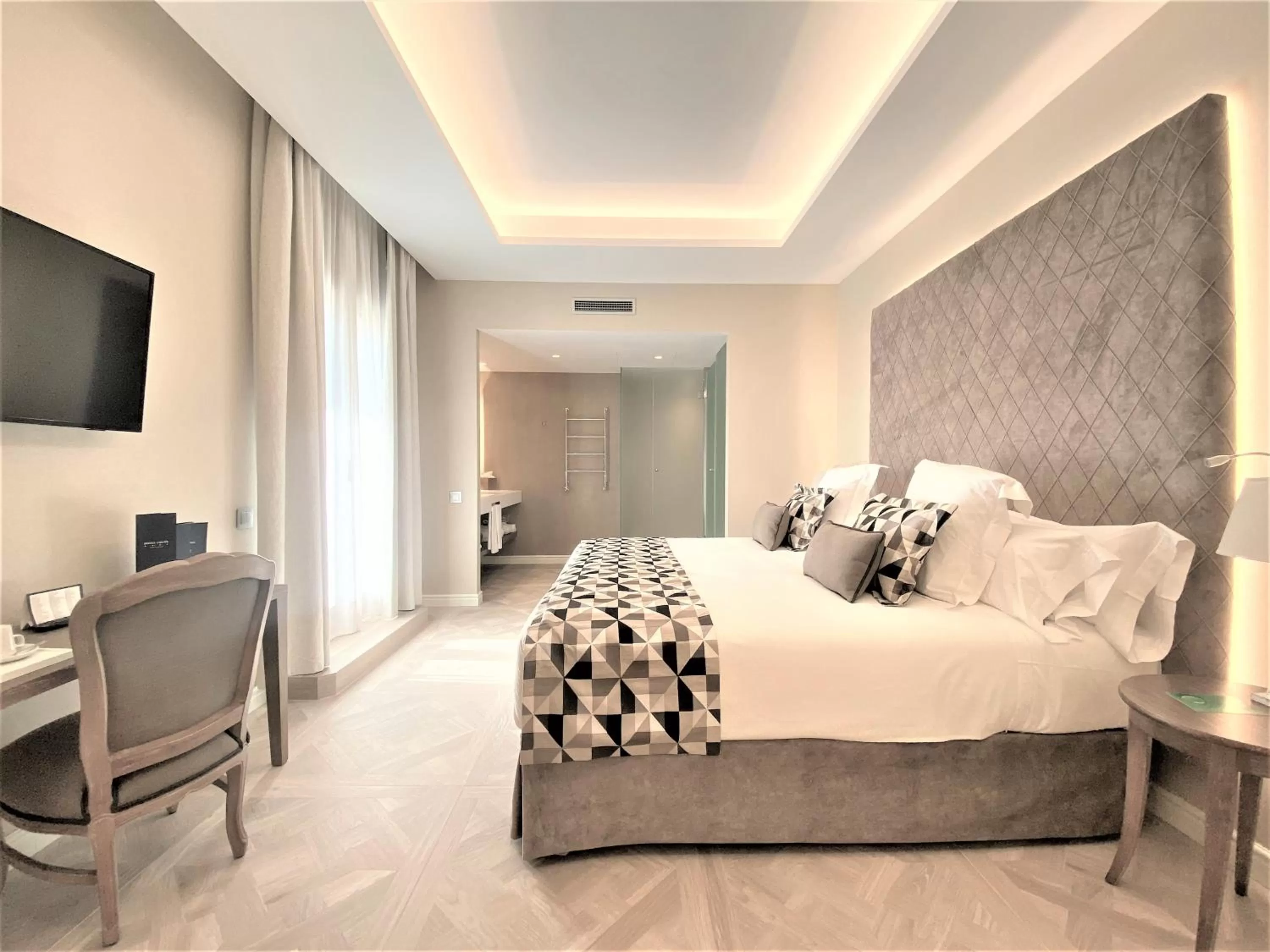 Bedroom in Colón Hotel Barcelona