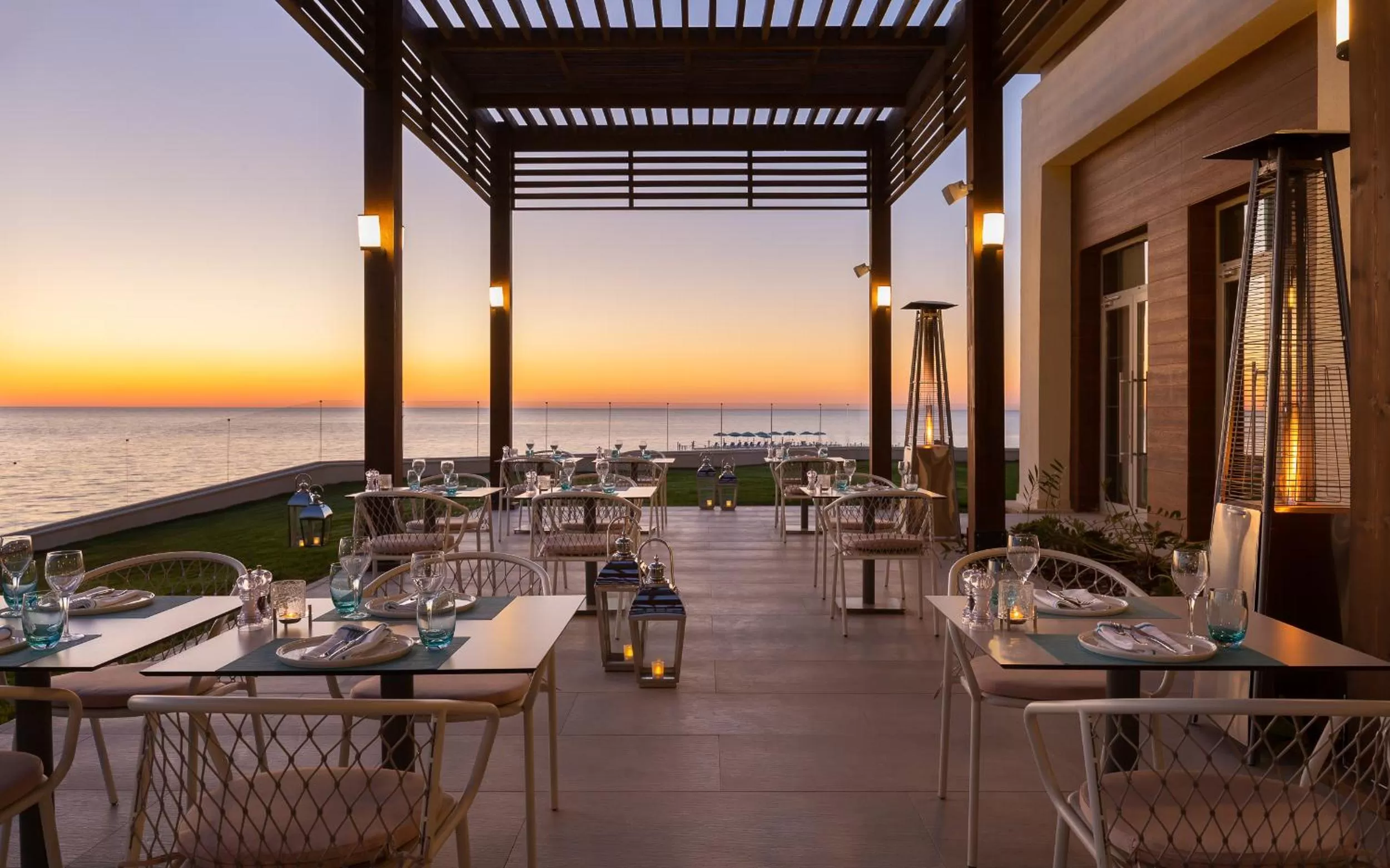 Restaurant/places to eat in Rixos Water World Aktau - Theme Park Free Access