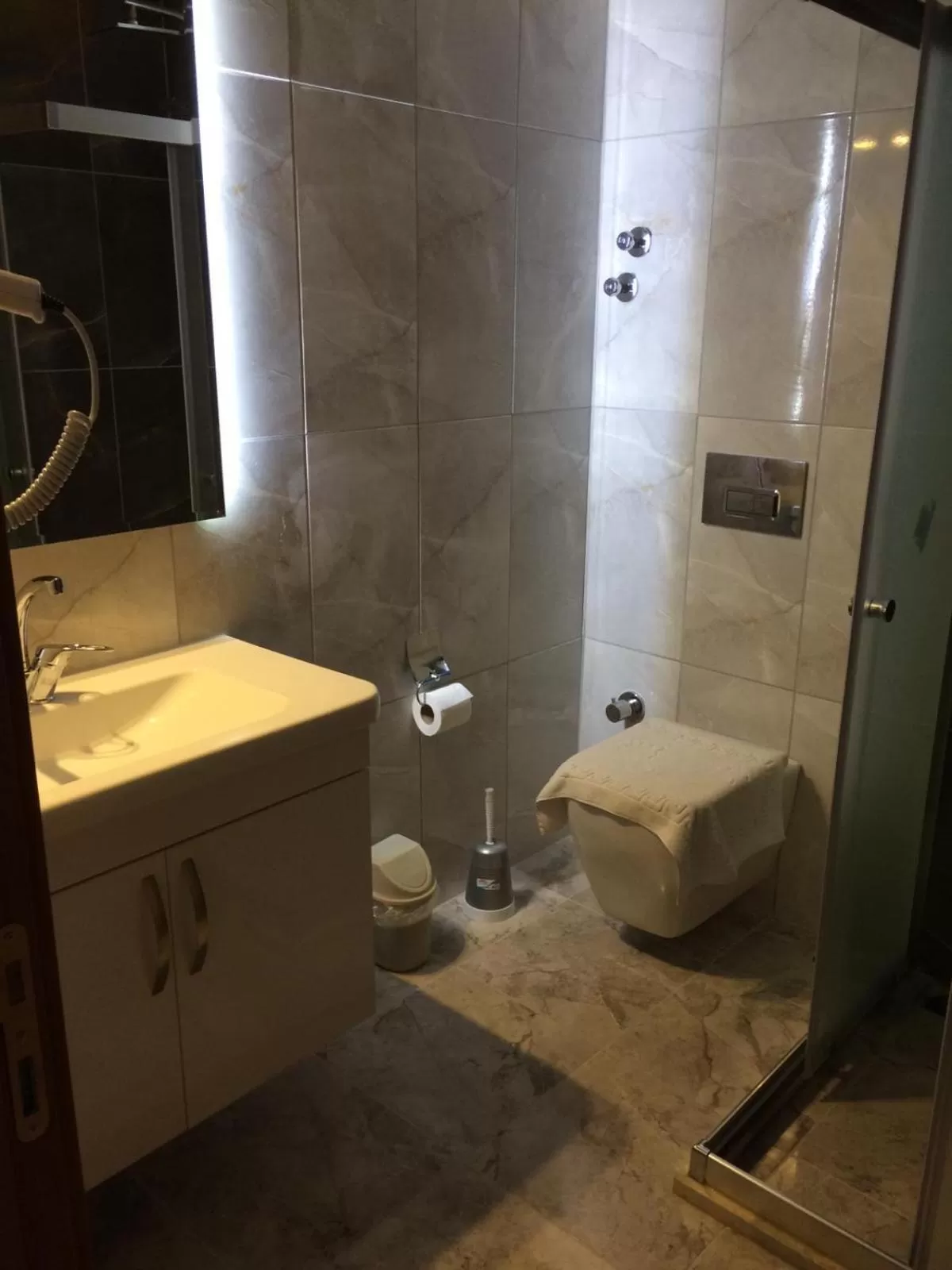 Bathroom in Sunset Apart Otel