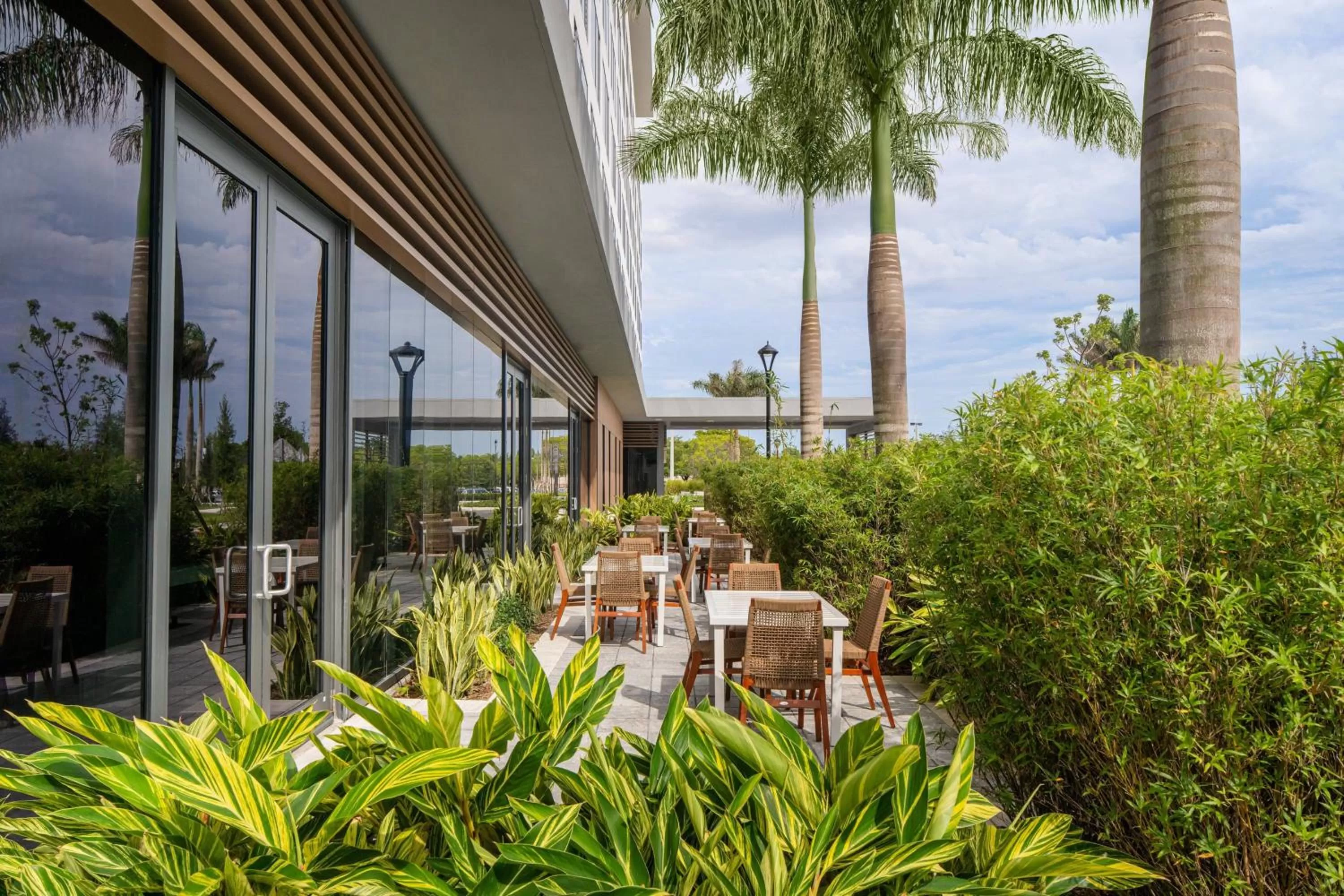 Meeting/conference room in AC Hotel by Marriott Fort Lauderdale Sawgrass Mills Sunrise