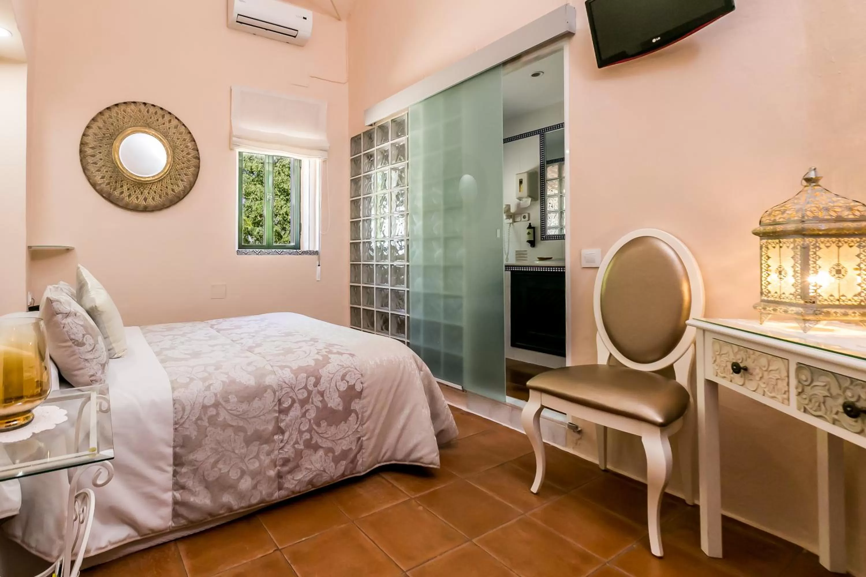 Bed in Hacienda El Santiscal