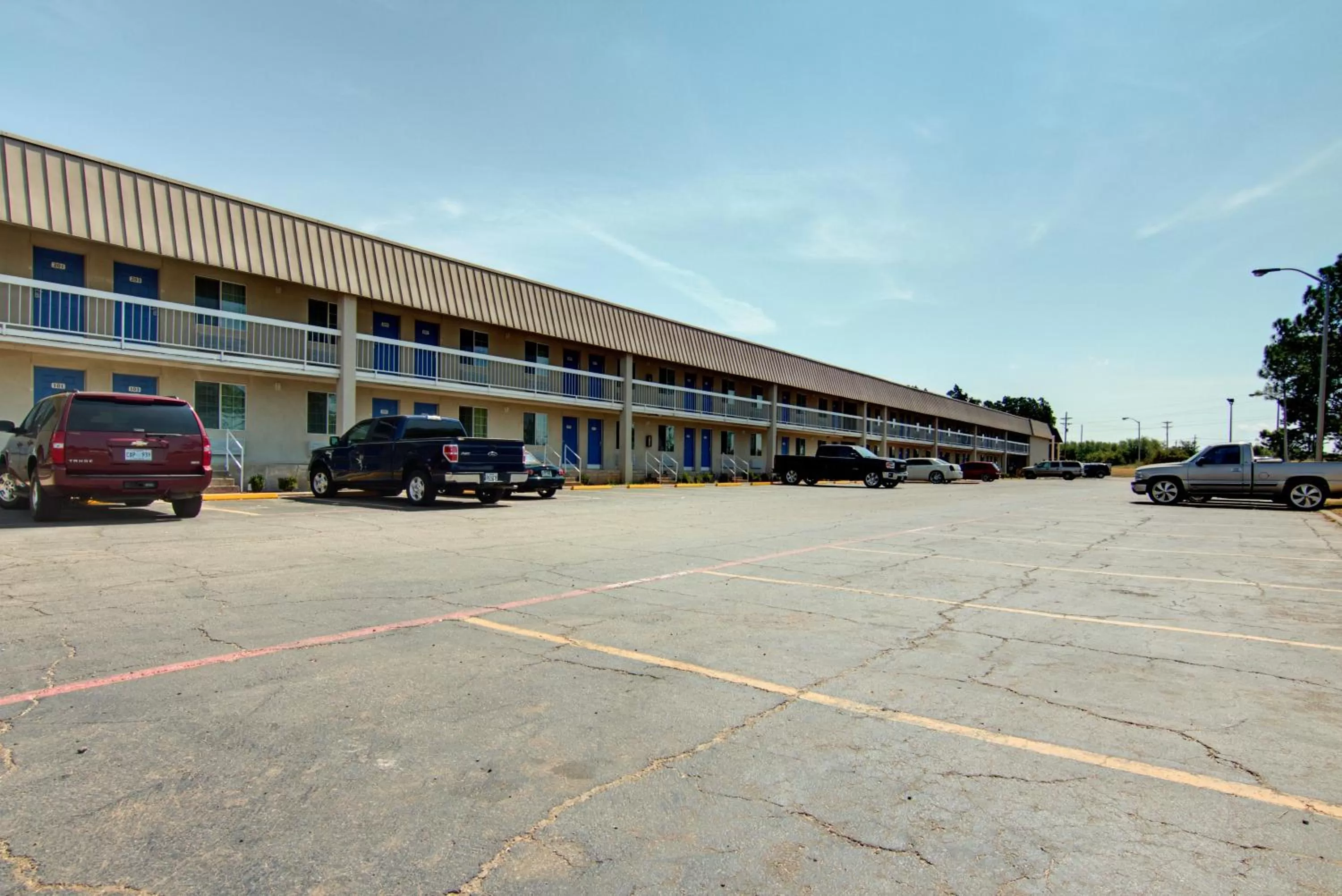 Property building in Motel 6-Mount Pleasant, TX