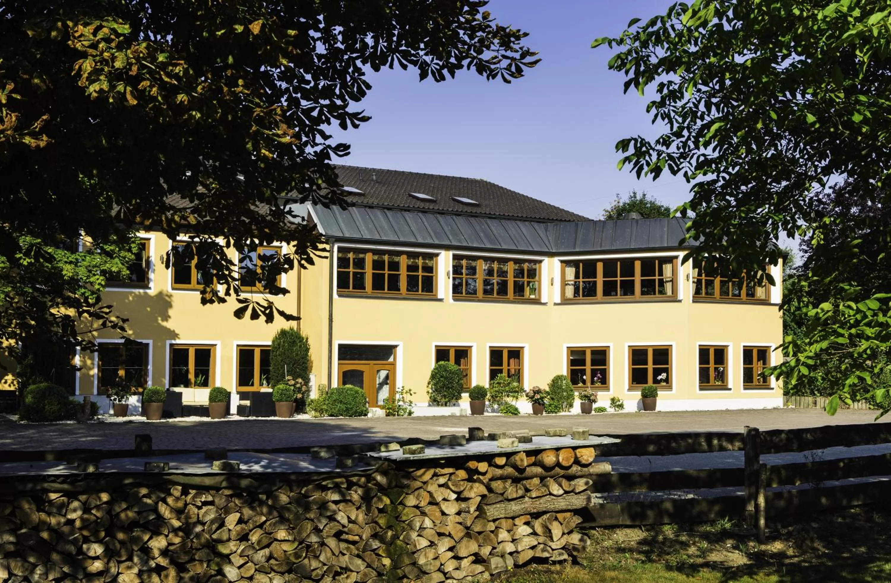 Property building in Landhotel Hallnberg