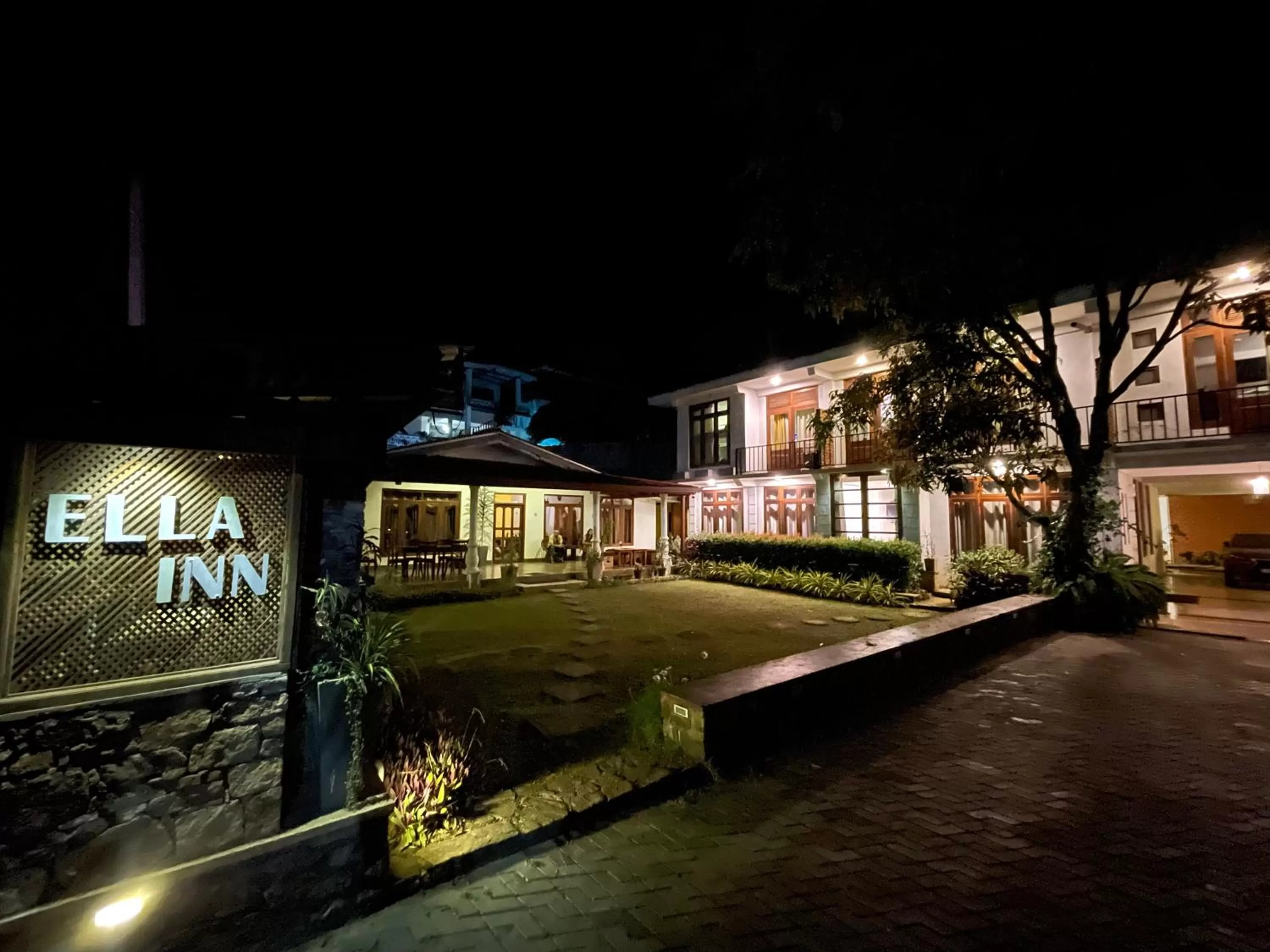Property Building in Ella Inn