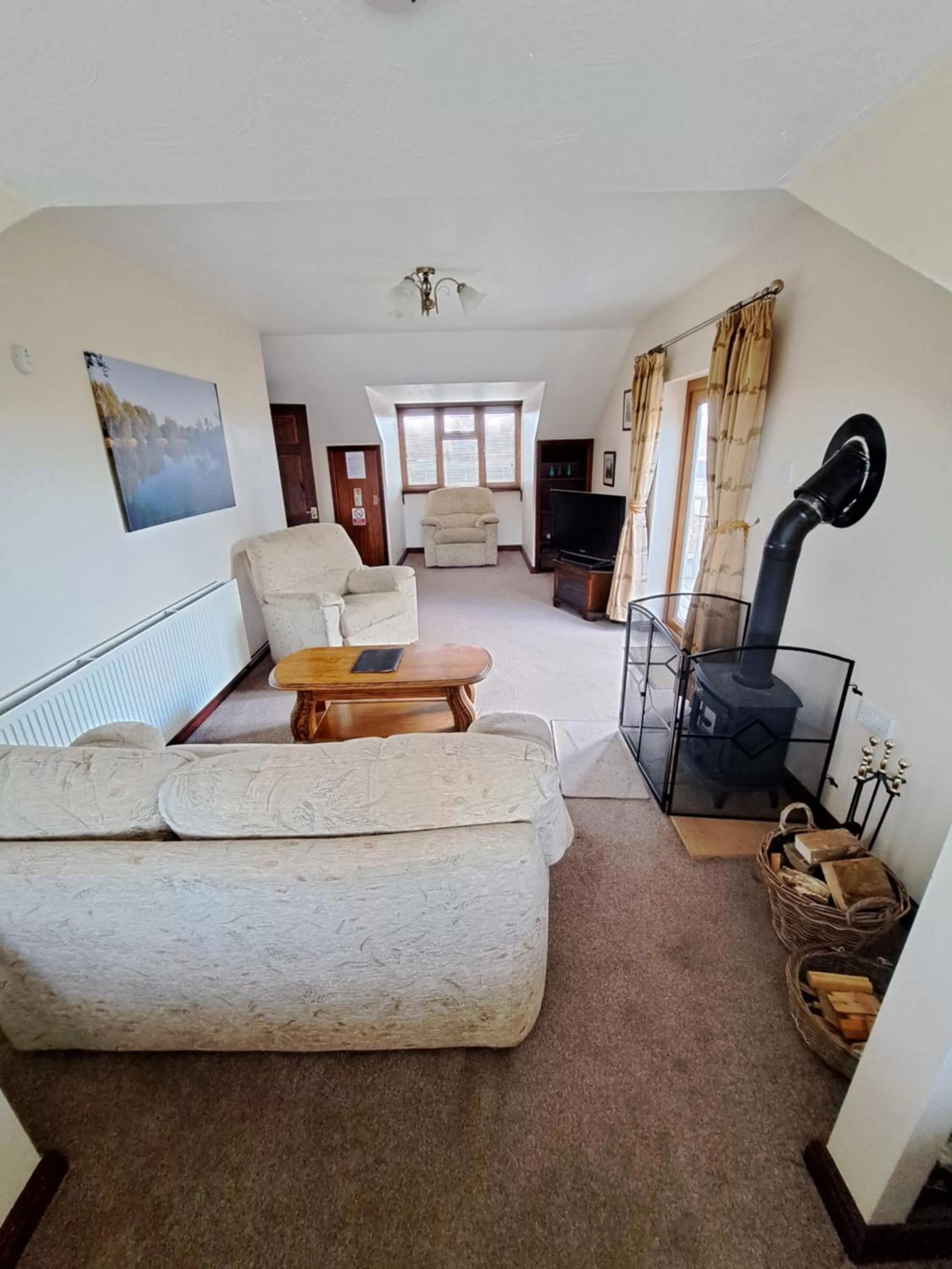 TV and multimedia, Bed in Highfields Holidays bed & breakfast