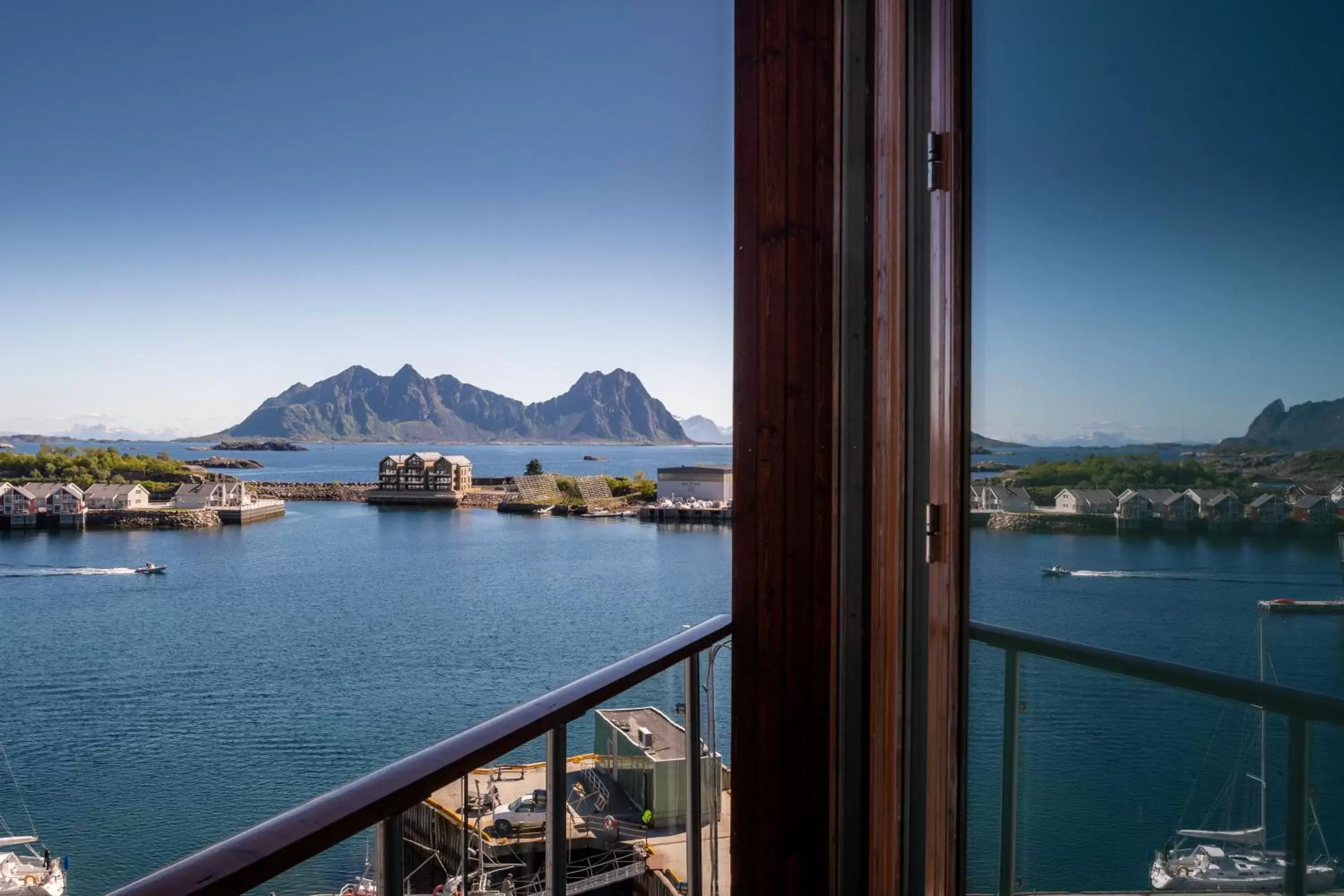 Deluxe Suite with Sea View in Nordis Apartments - Torget 21 Deluxe Suite with Sea View in Nordis Apartments - Torget 21