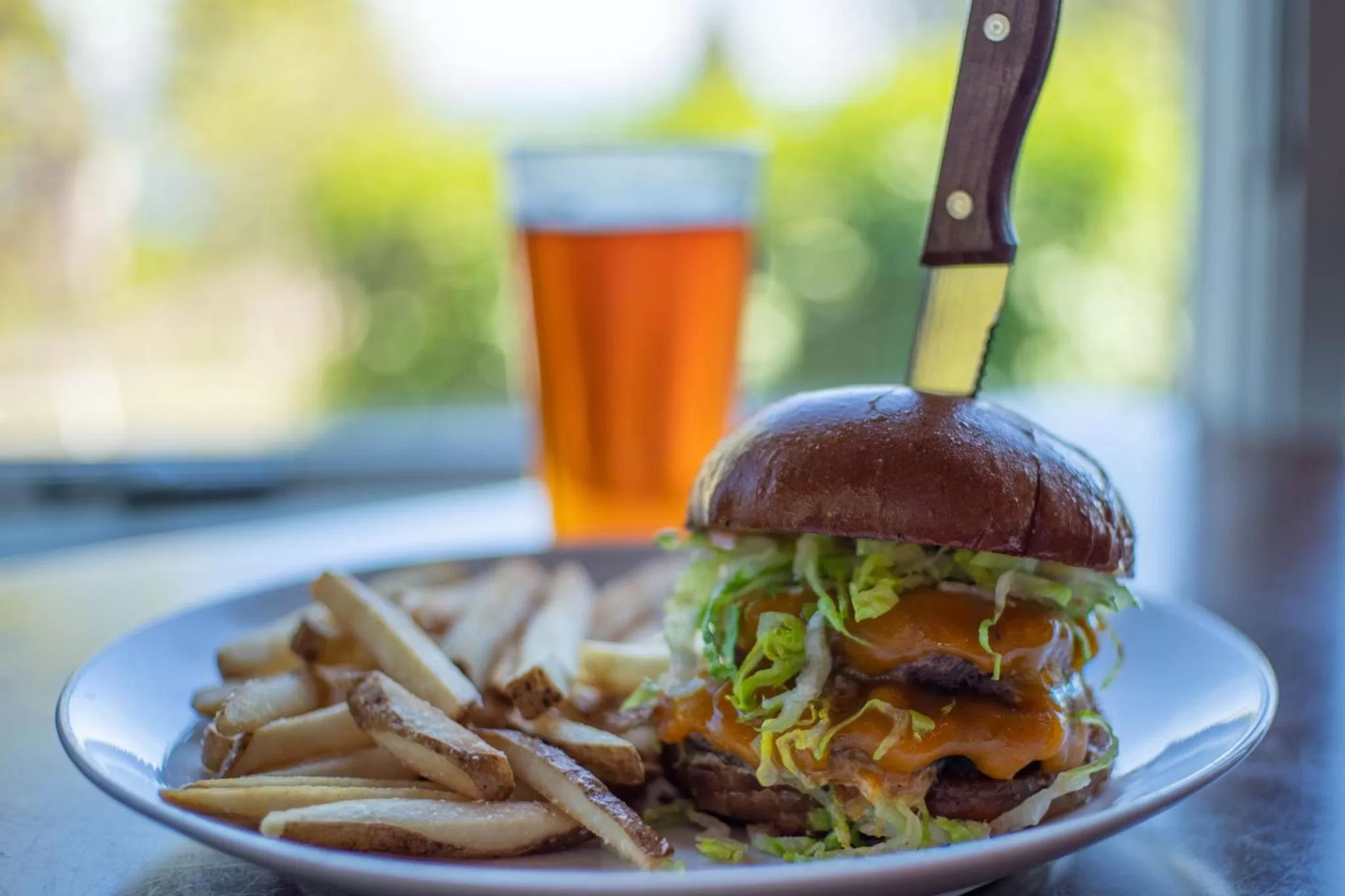 Restaurant/places to eat in Larsmont Cottages