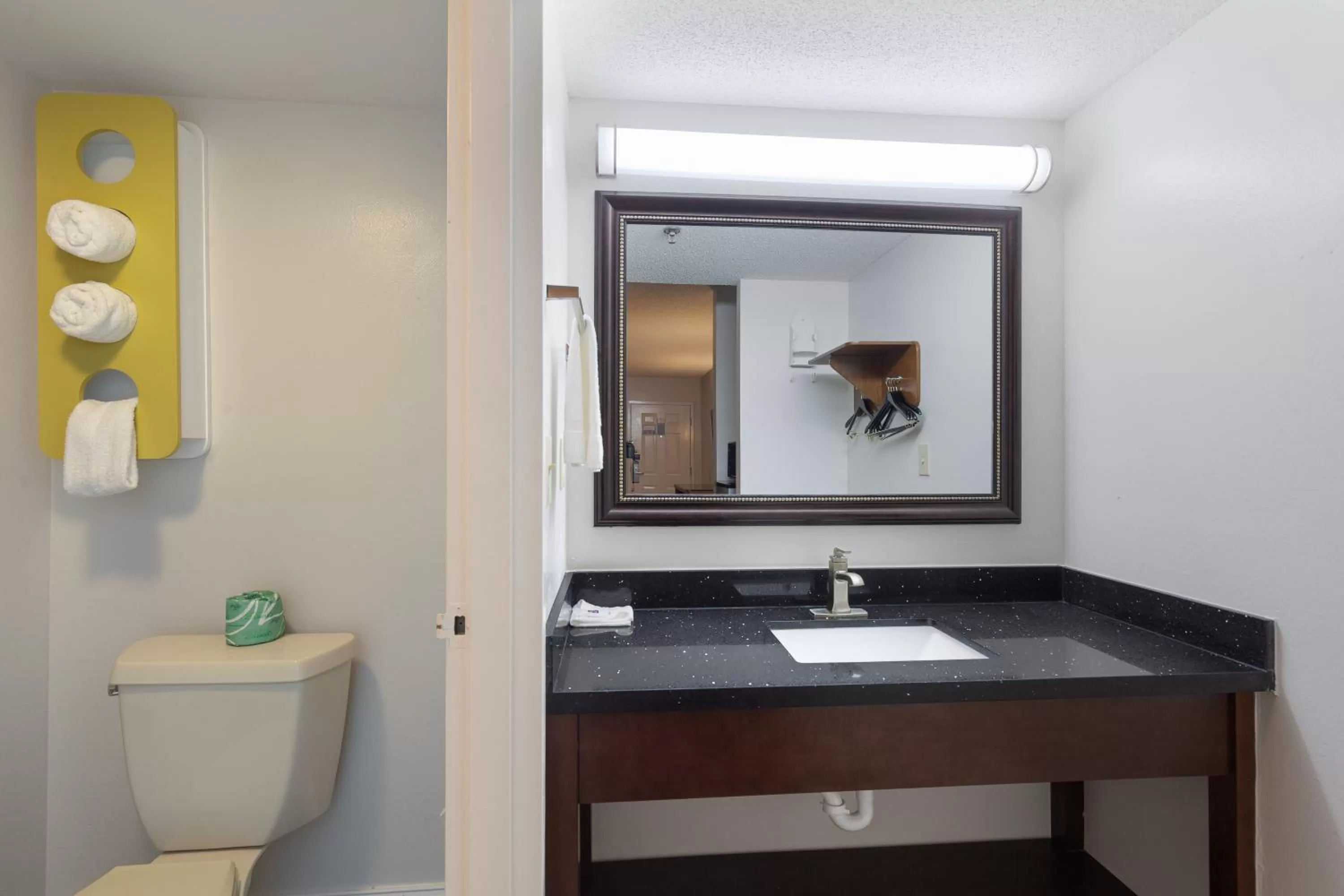 Bathroom in Motel 6-Albany, GA