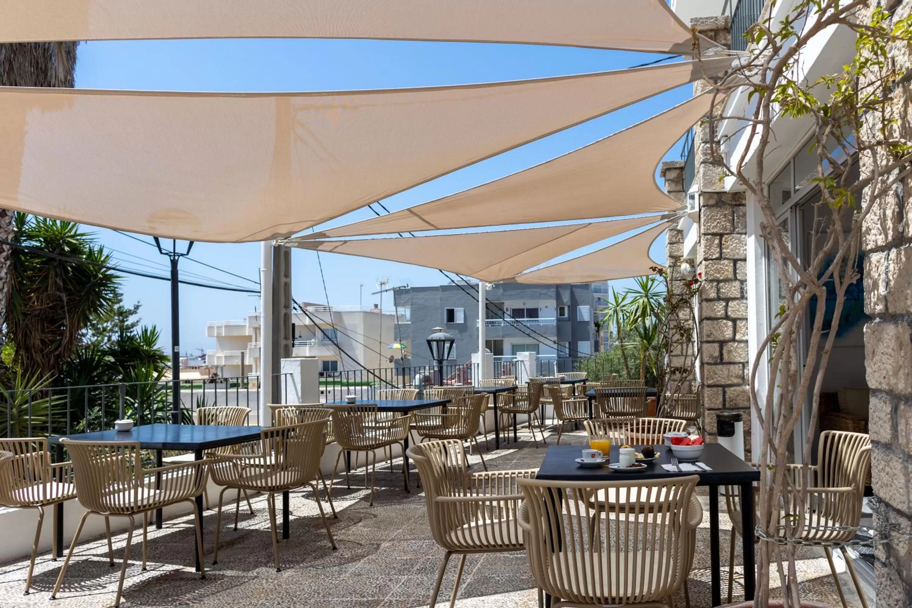 Restaurant/places to eat in Play Hotel Ibiza - Adults Only