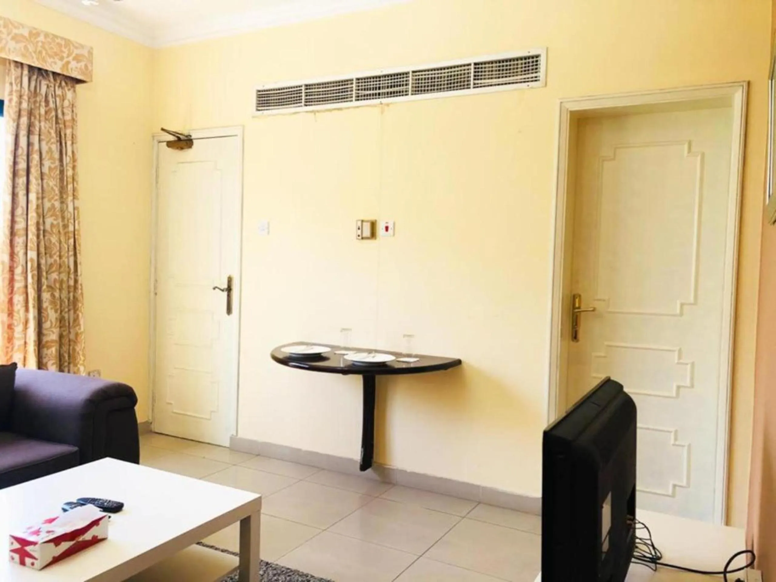 Bedroom in Majestic Hotel