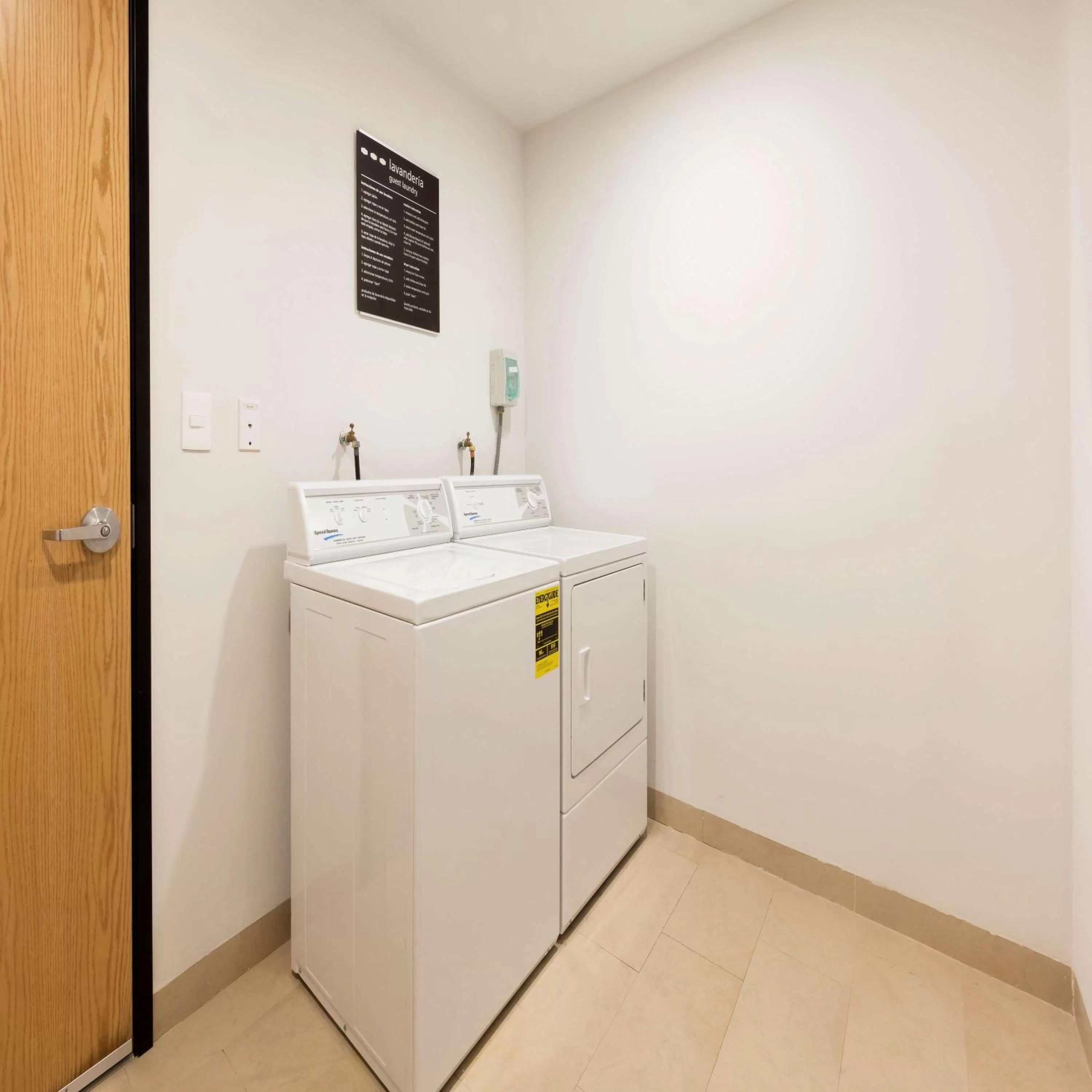 Property building in Hampton Inn By Hilton Cancun Cumbres