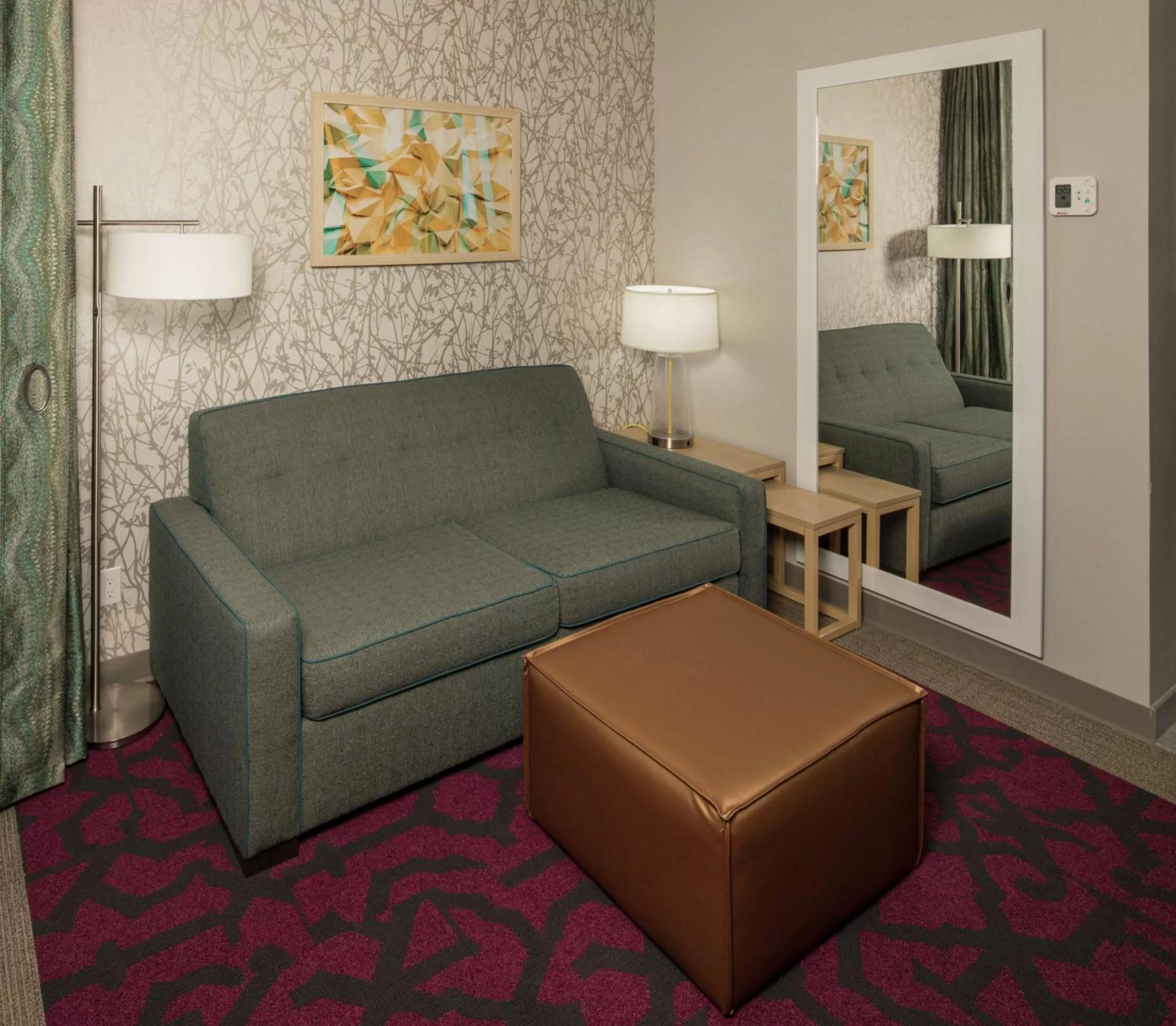 Living room in Home2 Suites by Hilton Owasso