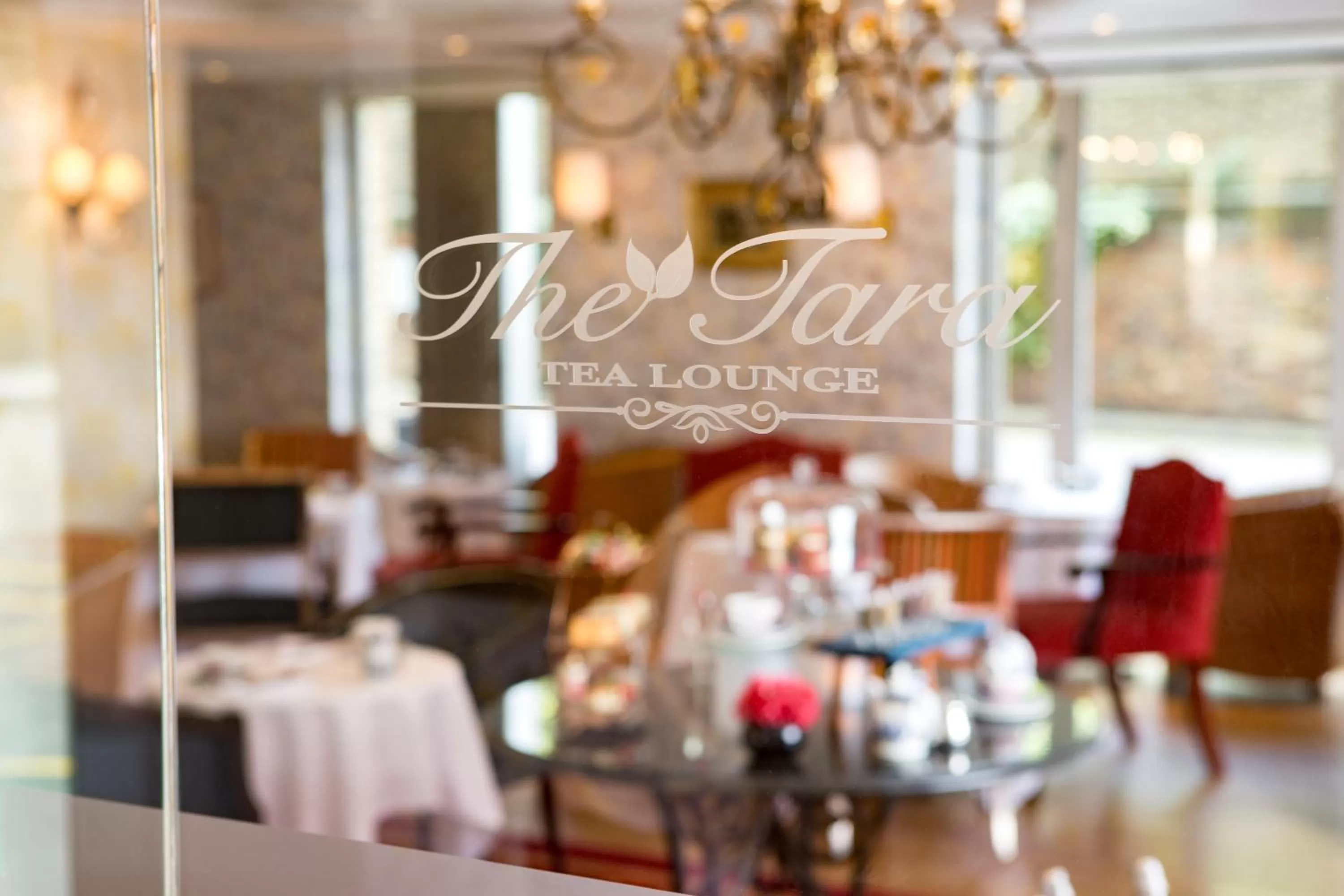 Restaurant/places to eat in Copthorne Tara Hotel London Kensington