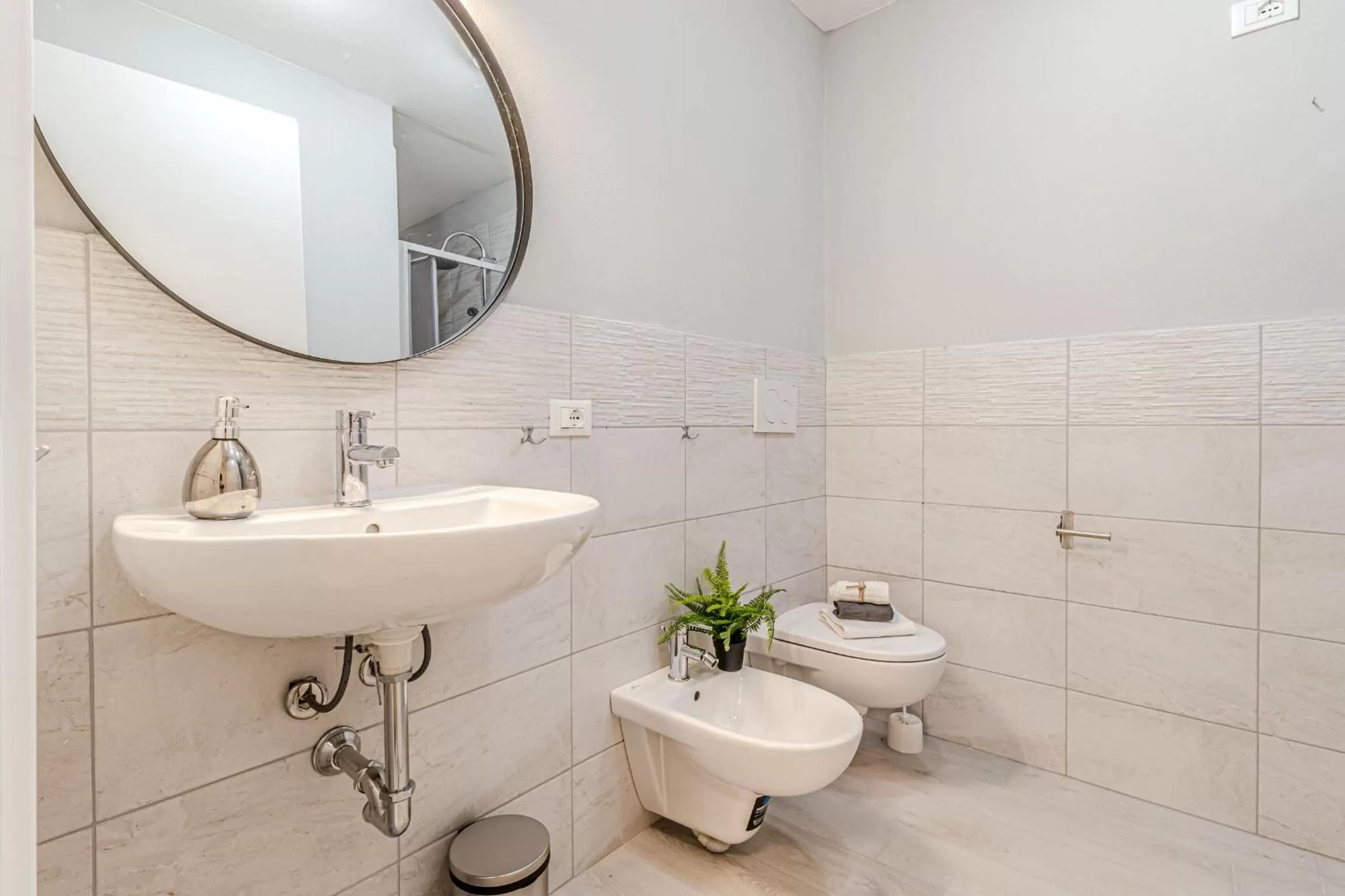 Shower in Game Rooms Experience