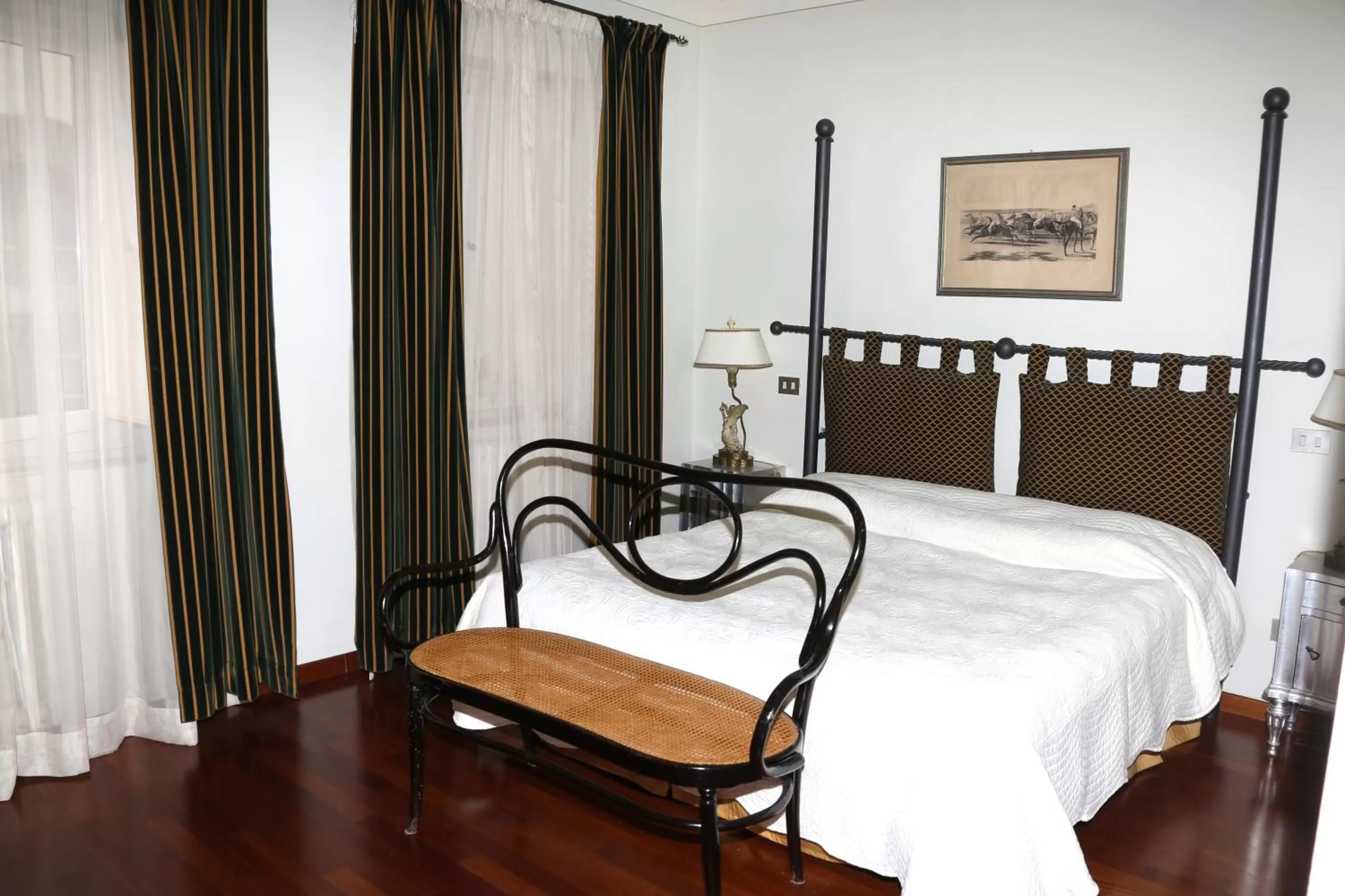 Photo of the whole room, Bed in Locanda Guidi