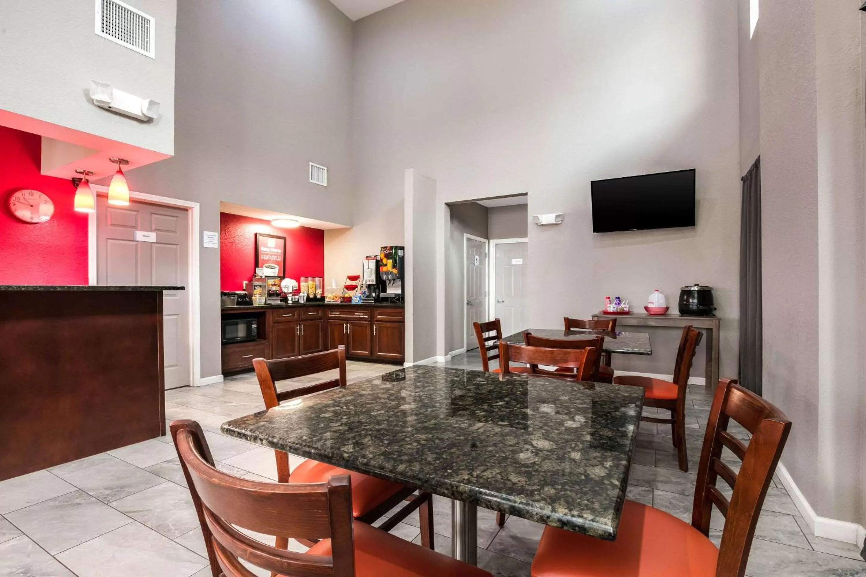 Breakfast in Econo Lodge Forrest City I-40