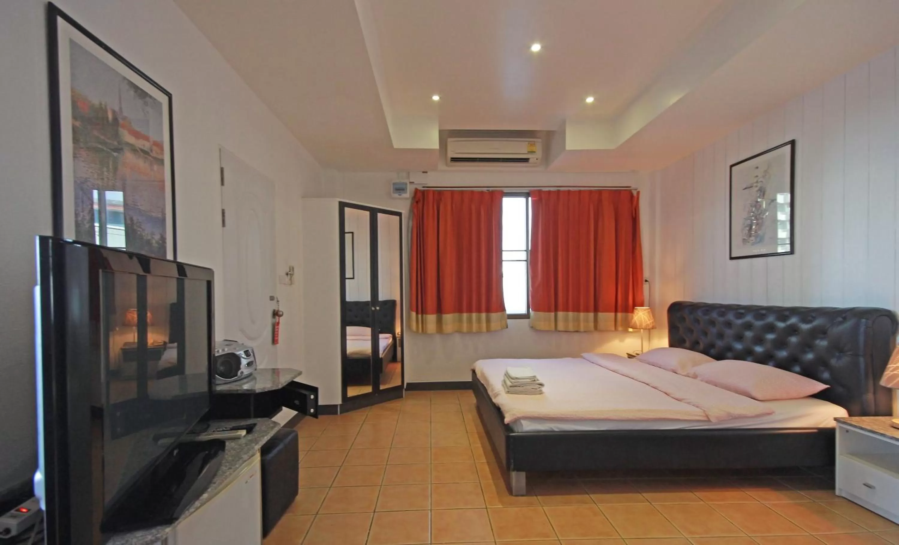 Photo of the whole room in Swiss Food Restaurant and room for rent