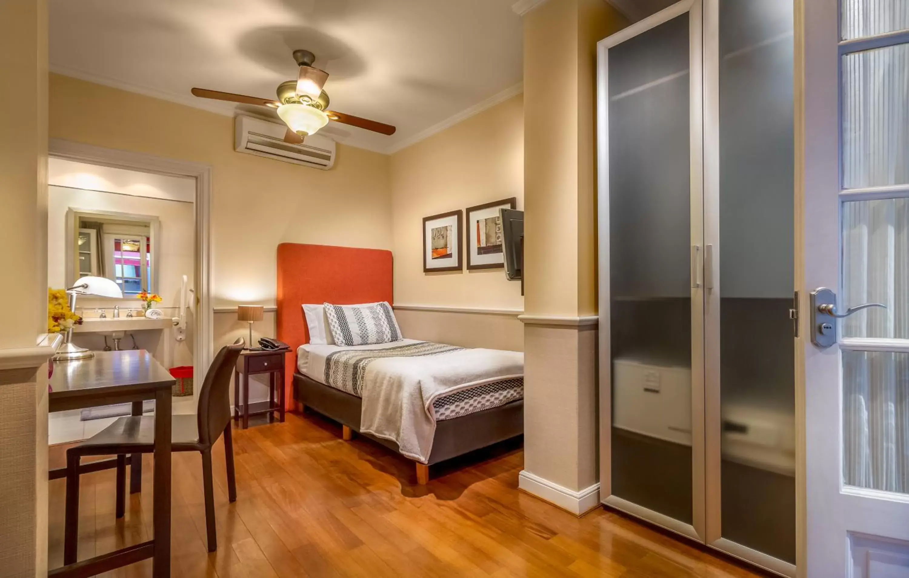 Single Room in Duque Hotel Boutique & Spa Single Room in Duque Hotel Boutique & Spa