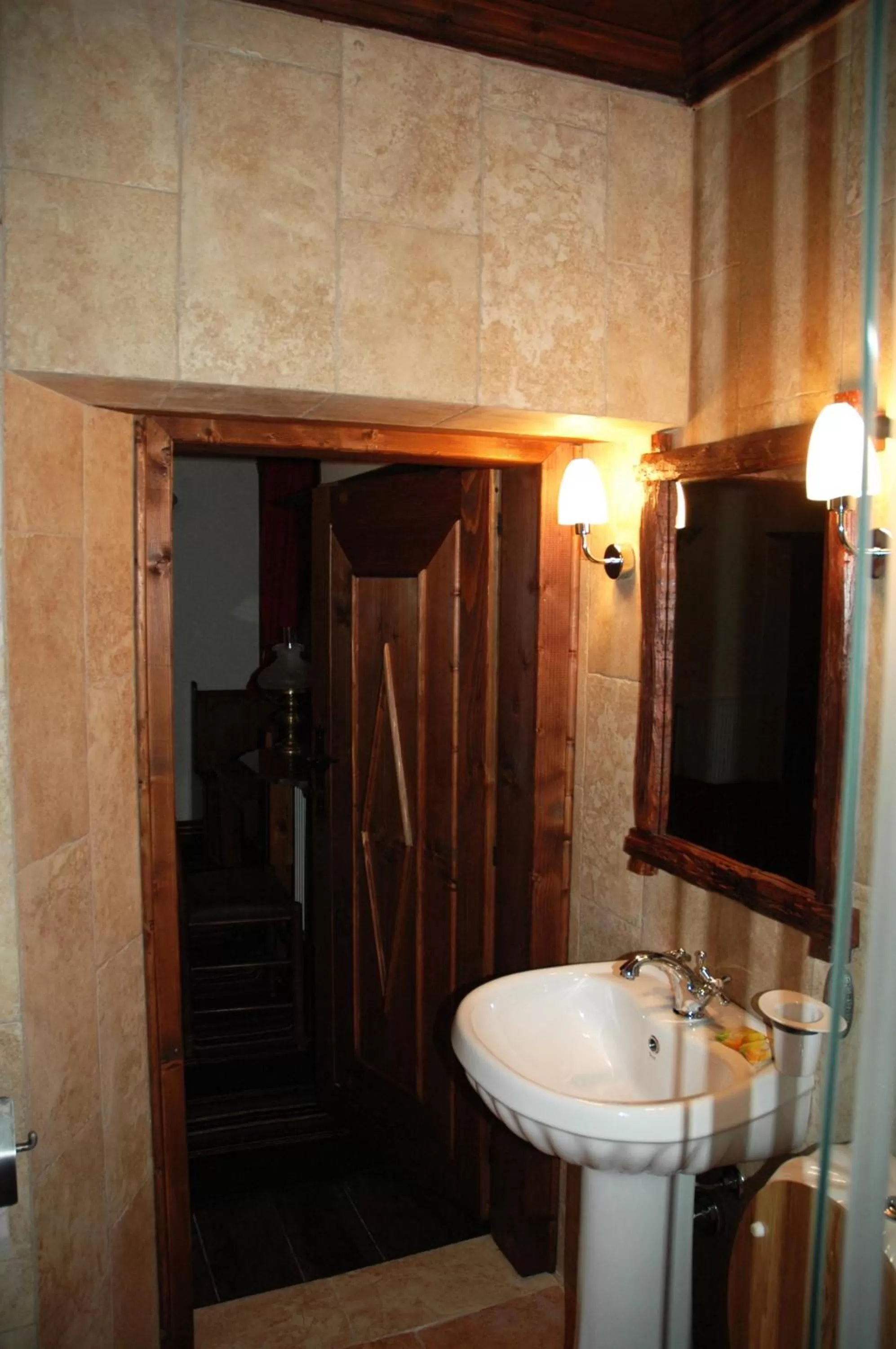 Bathroom in Djudjeva Kyshta Hotel