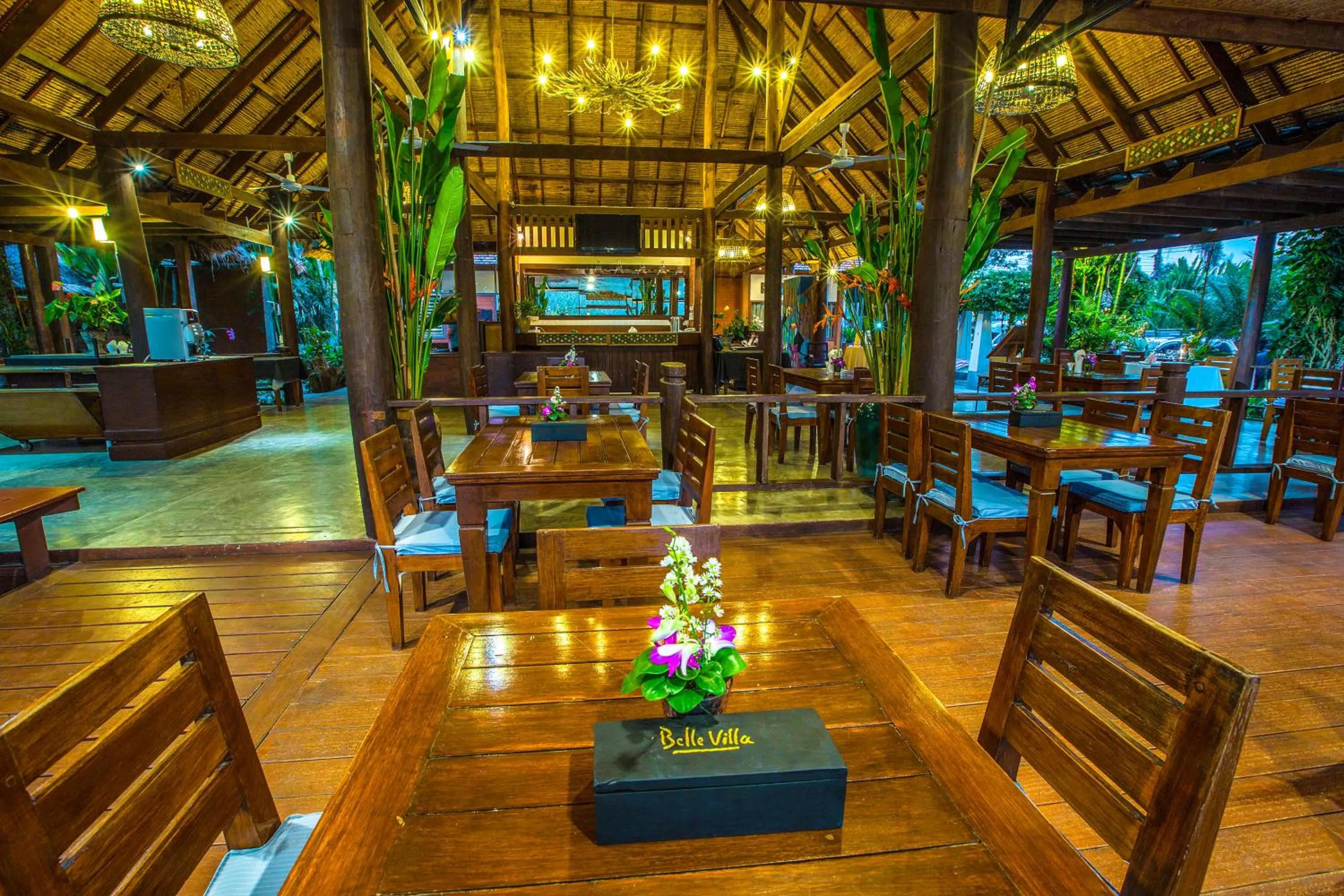 Restaurant/places to eat in Belle Villa Resort, Pai