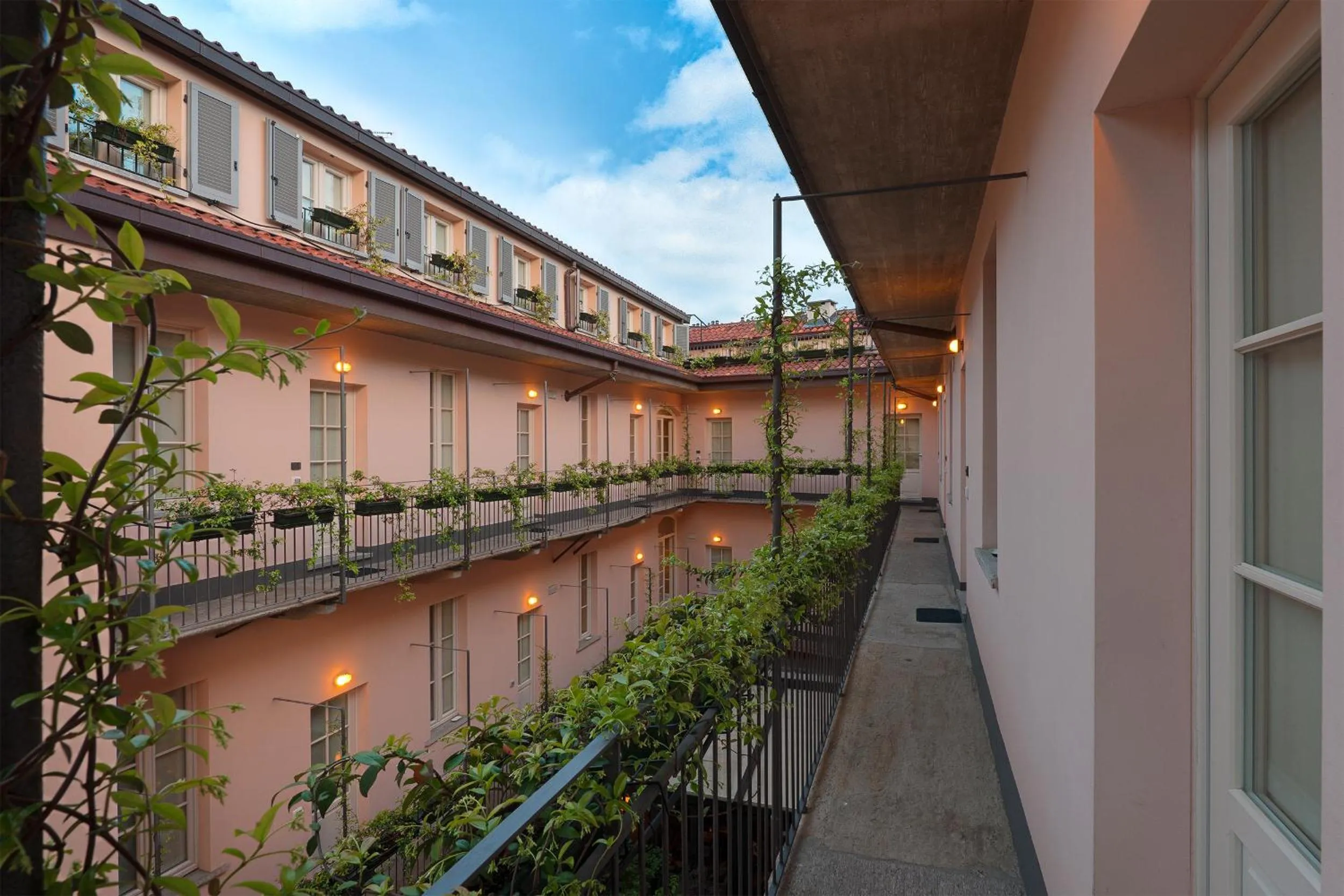 Facade/entrance in Maison Borella