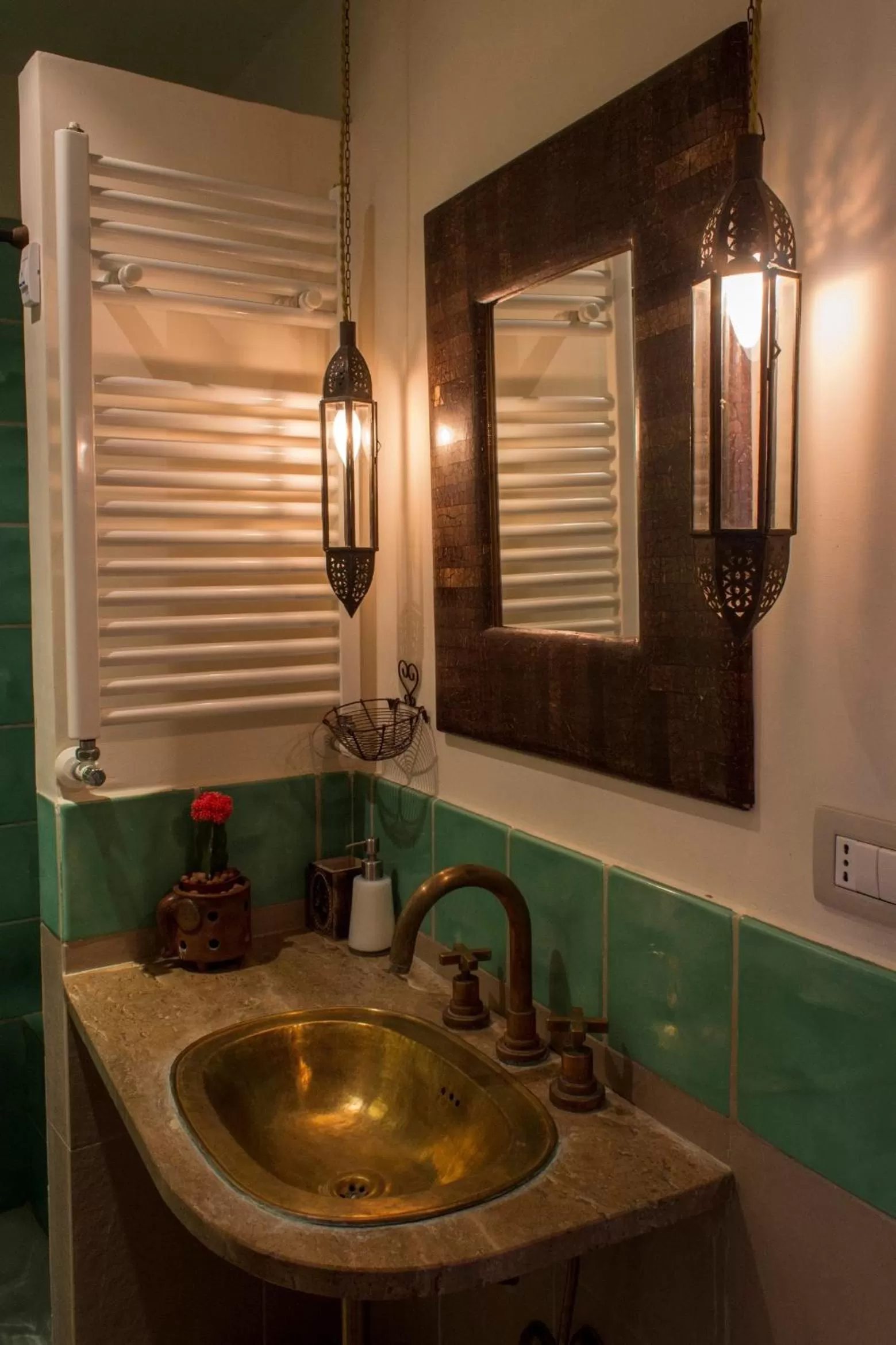 Bathroom in Cerasiello