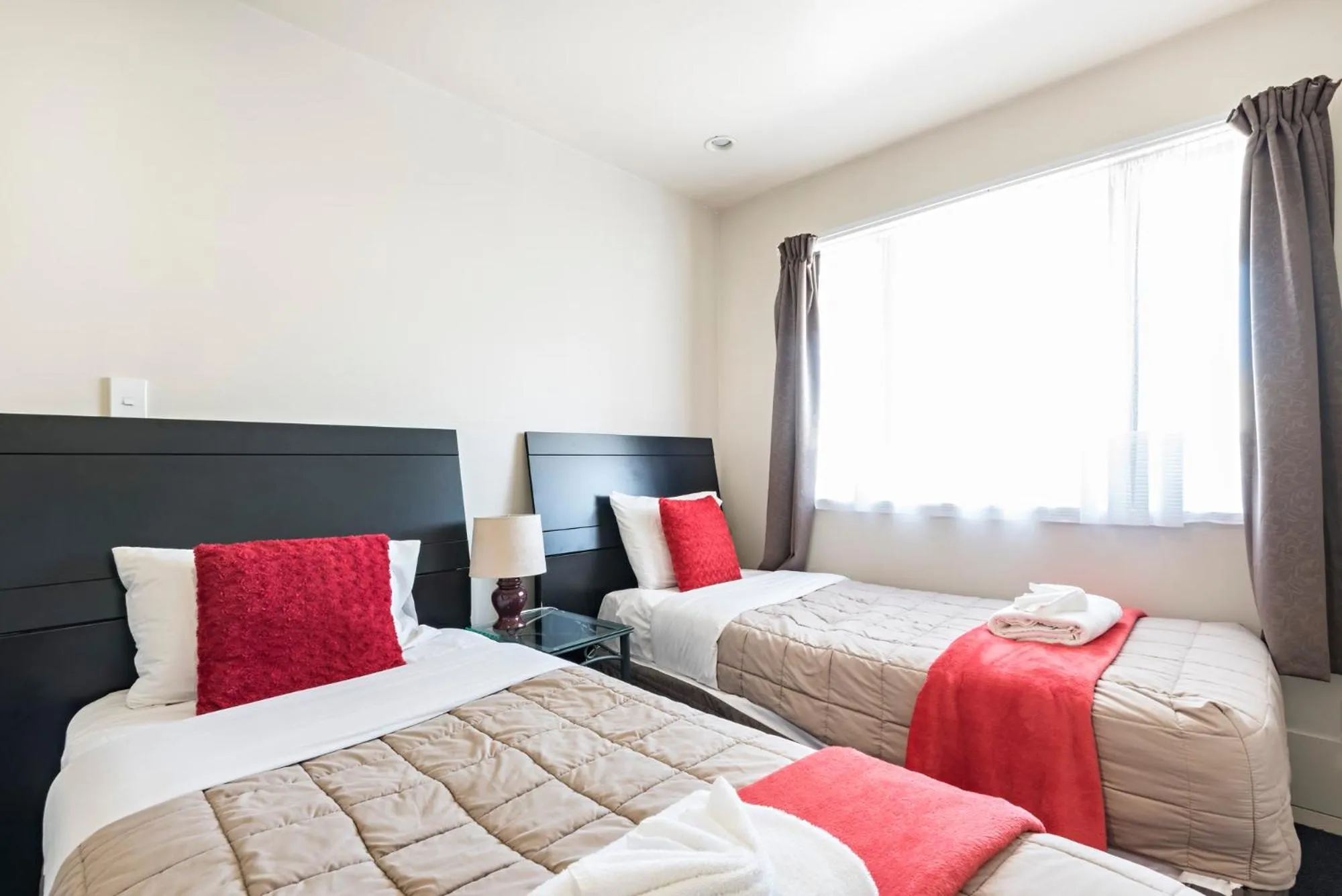 Bedroom, Bed in Halswell Lodge