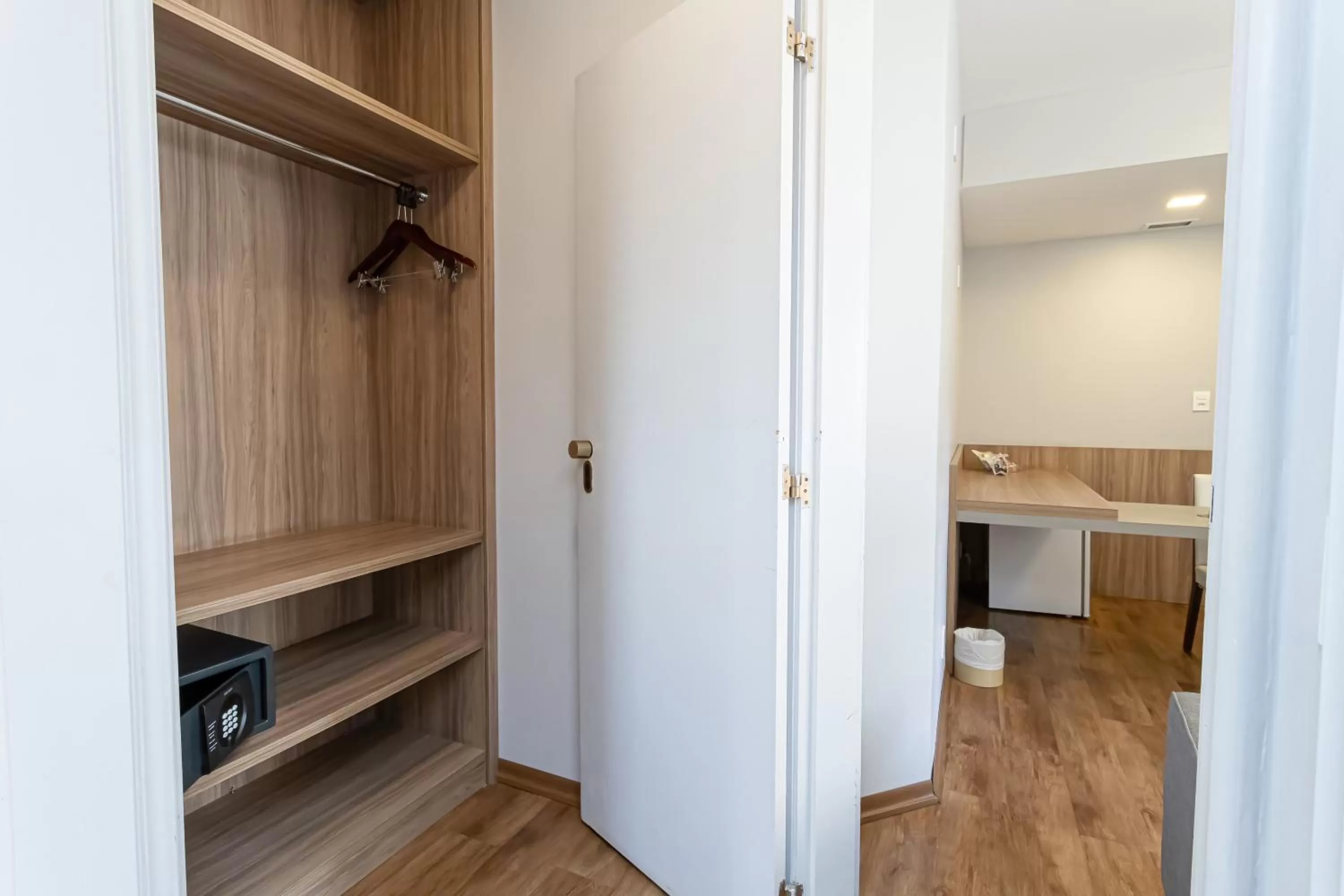 oven in H4 La Residence Paulista