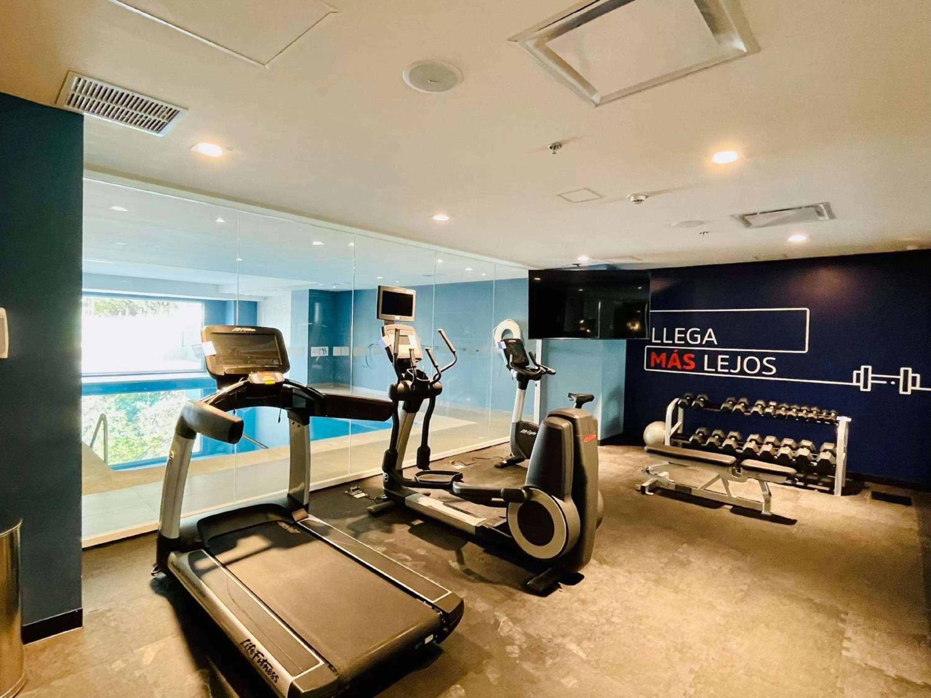 Fitness centre/facilities in Holiday Inn Express - Guadalajara Vallarta Poniente by IHG