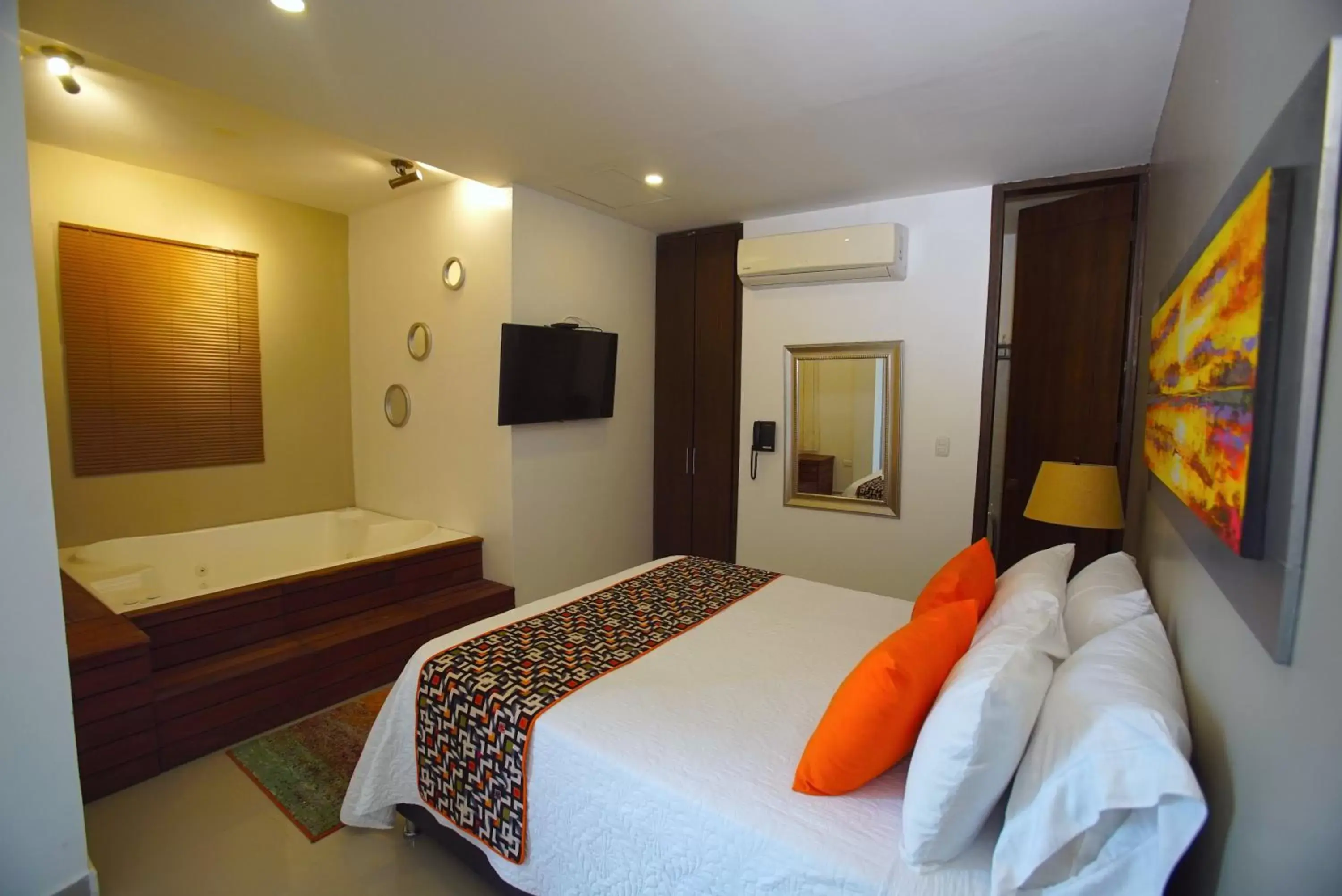 Standard Suite in Hotel Ucla Center Standard Suite in Hotel Ucla Center