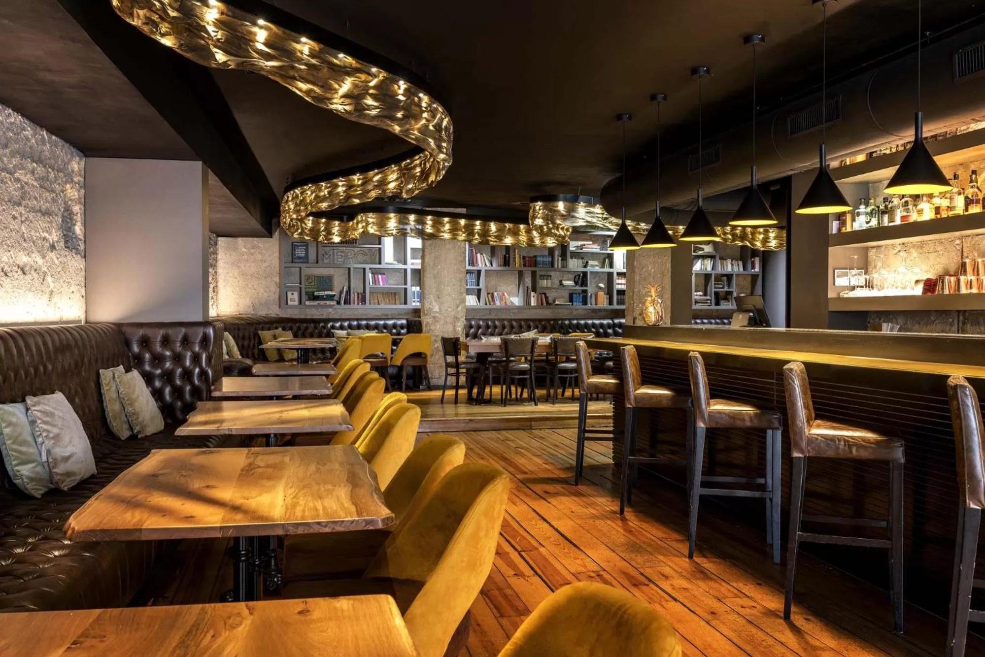 Lounge or bar in 9Hotel Mercy