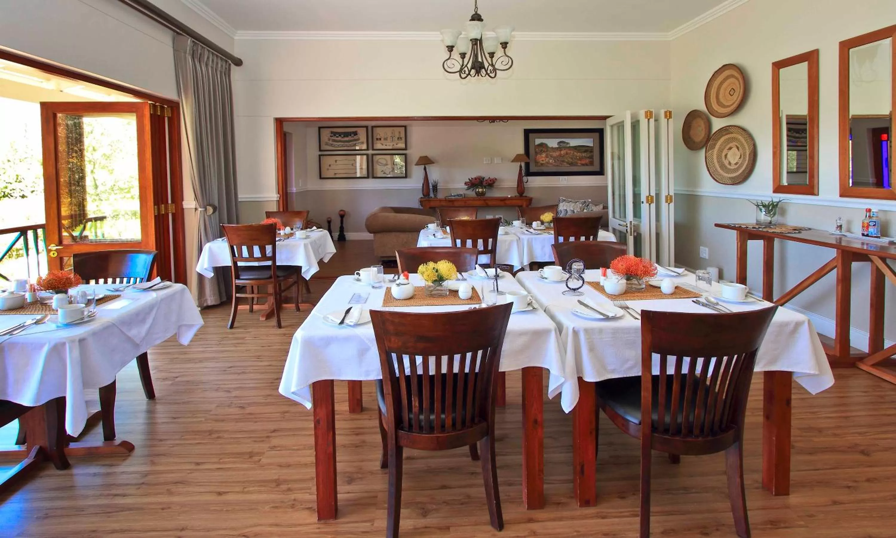 Dining area in Montagu Vines Guesthouse