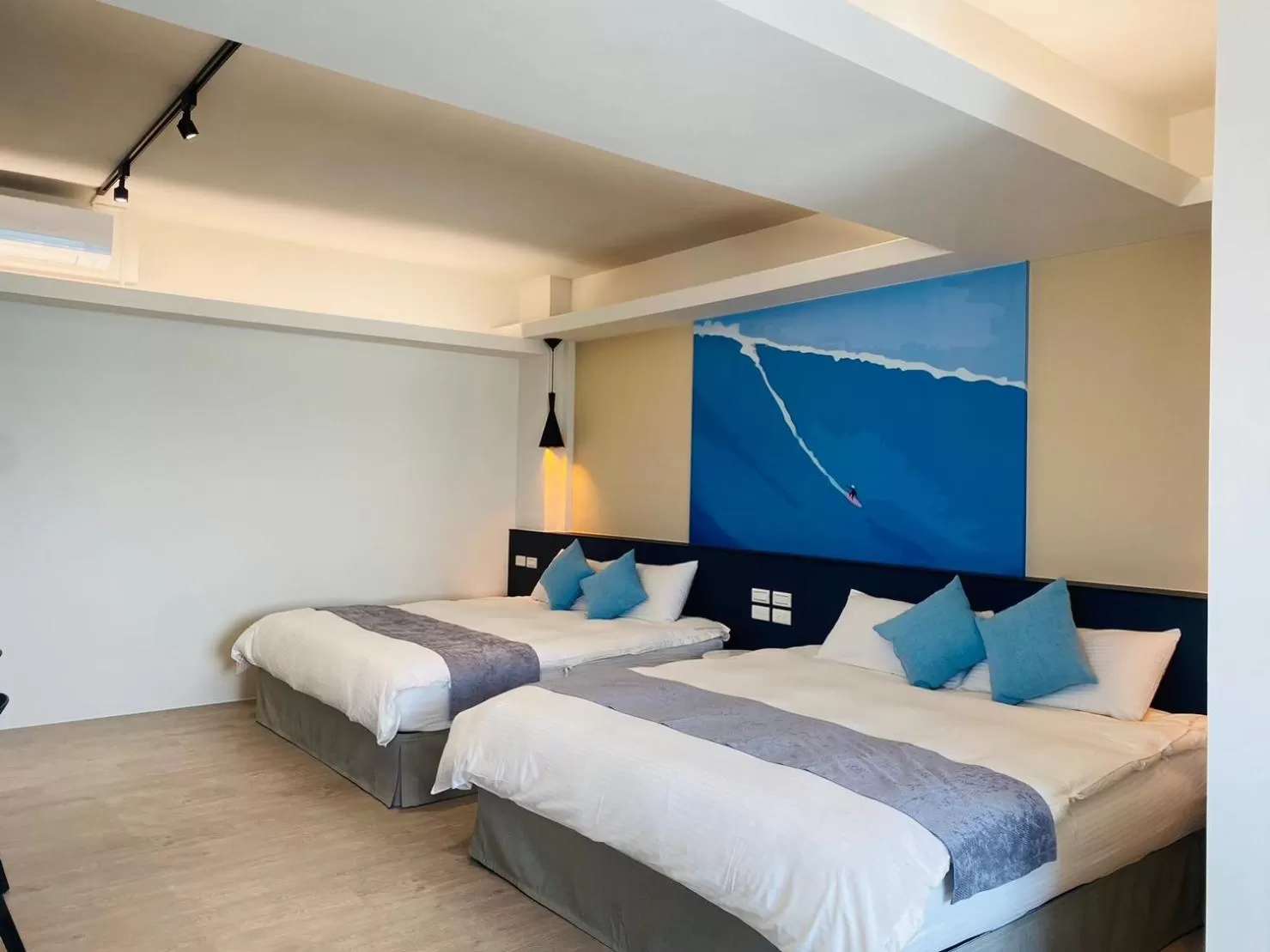 Bed in Beachcastle & Sea View Villa