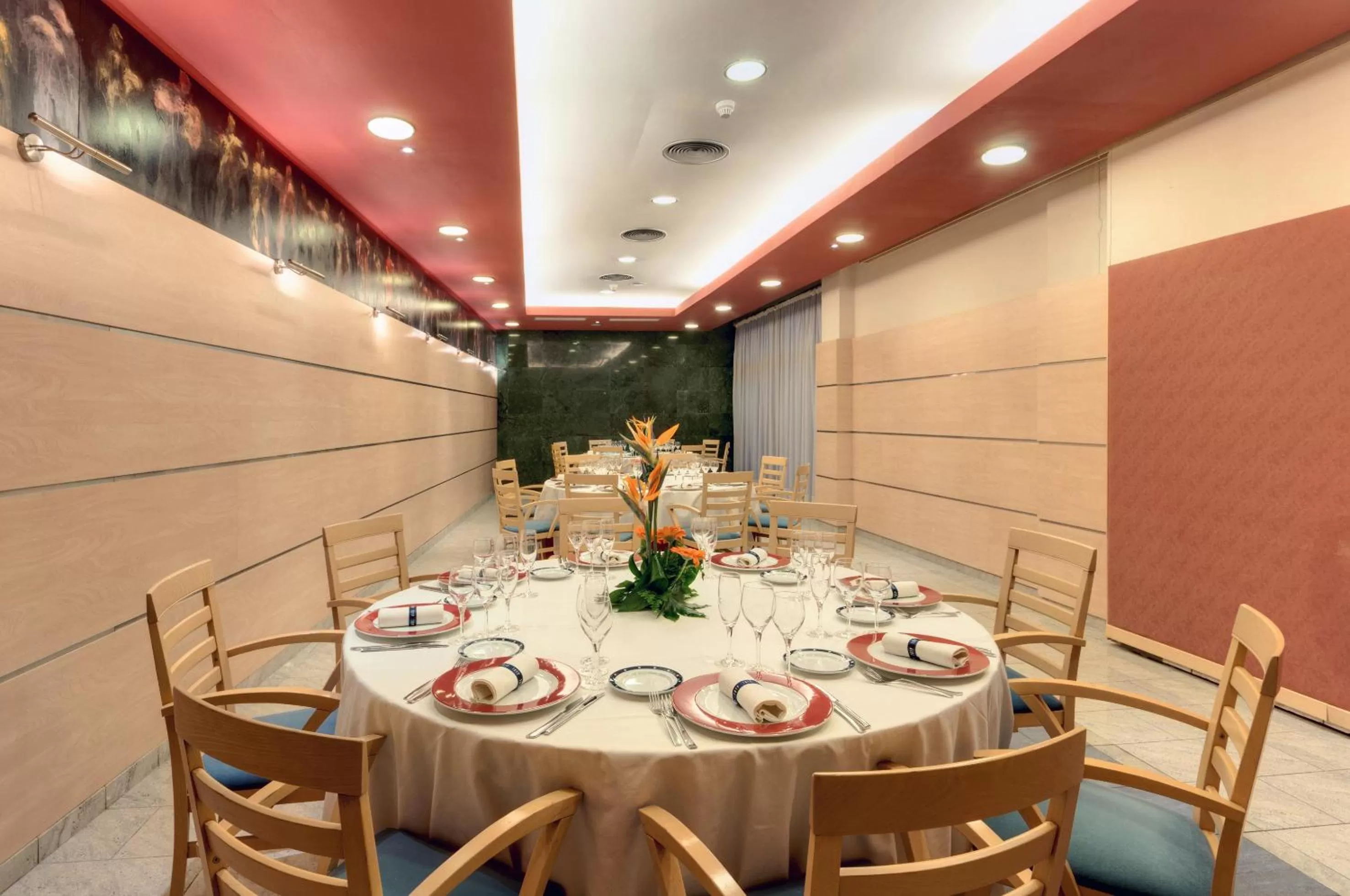 Restaurant/places to eat in Sol Port Cambrils Hotel