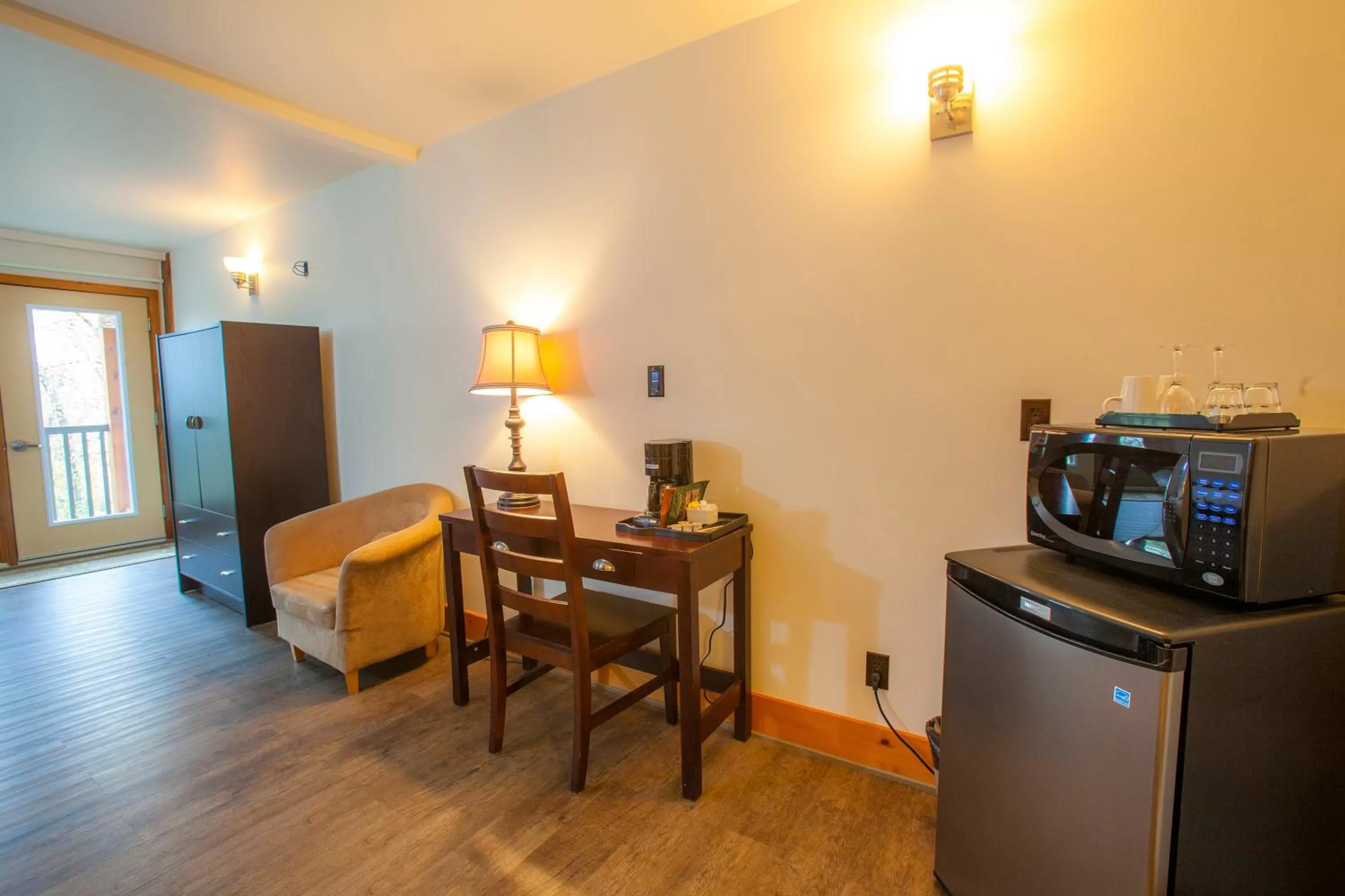 Queen Room with Two Queen Beds in Timberland Inn