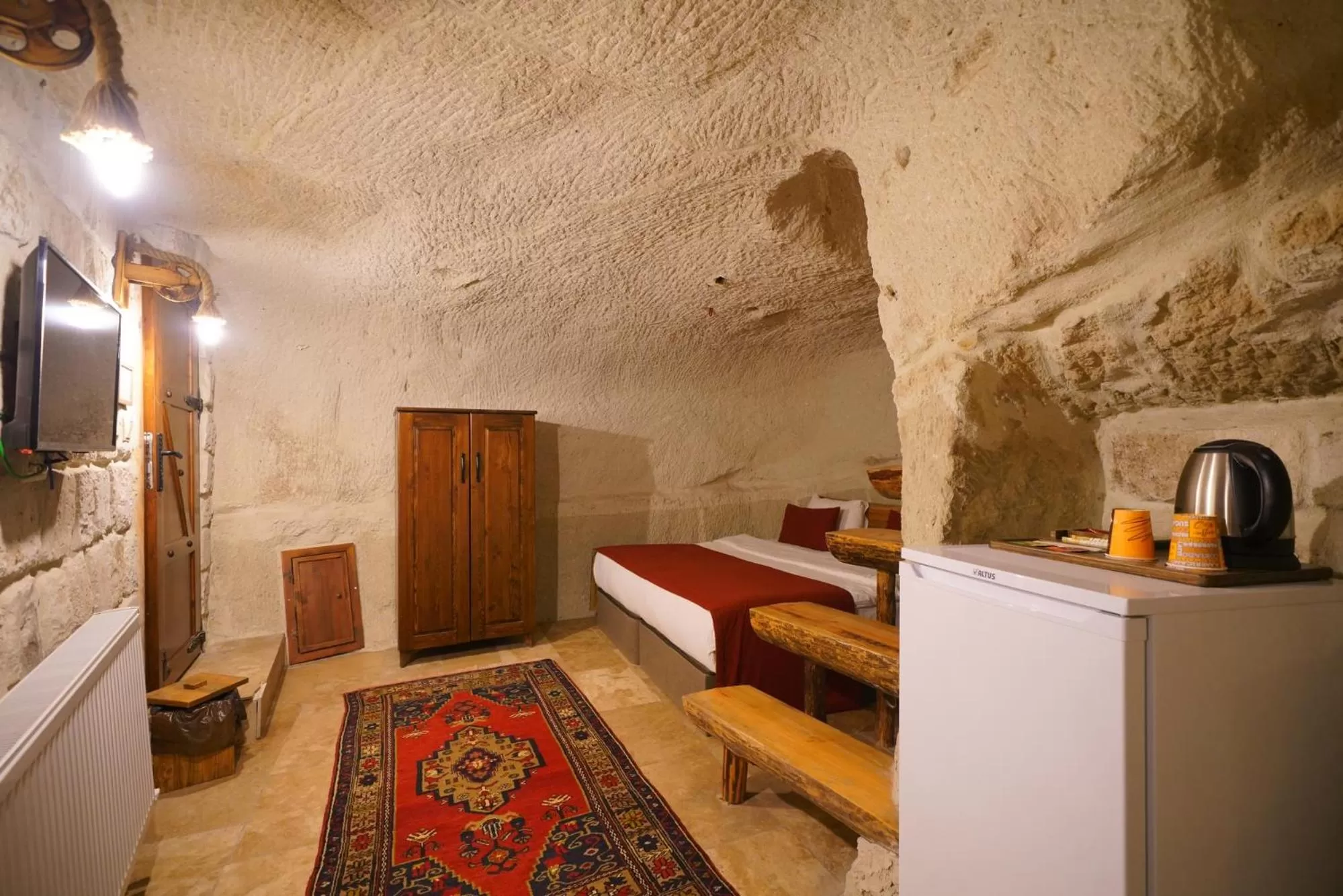 Bedroom, Bed in Cappadocia Nar Cave House & Swimming Pool