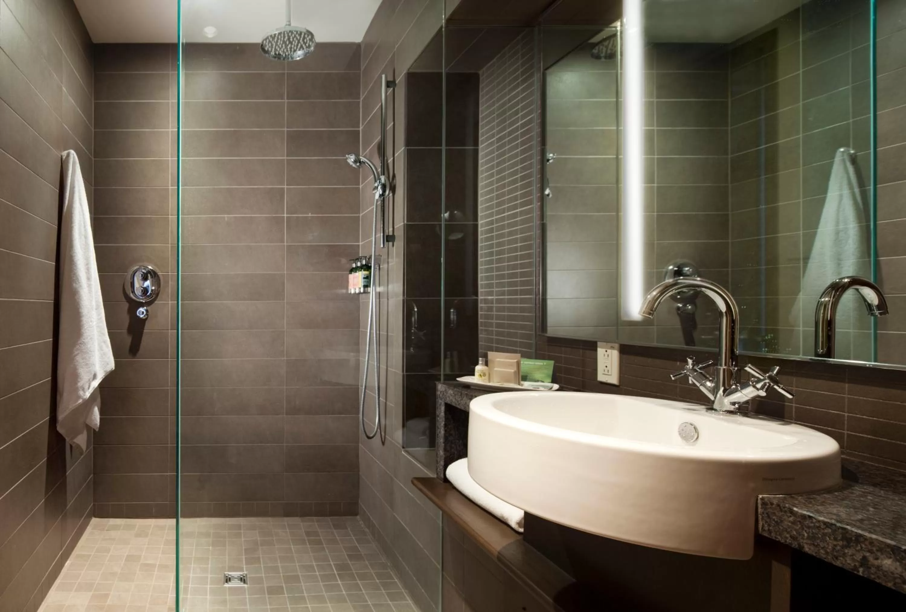 Bathroom in Hotel 71 by Preferred Hotels & Resorts