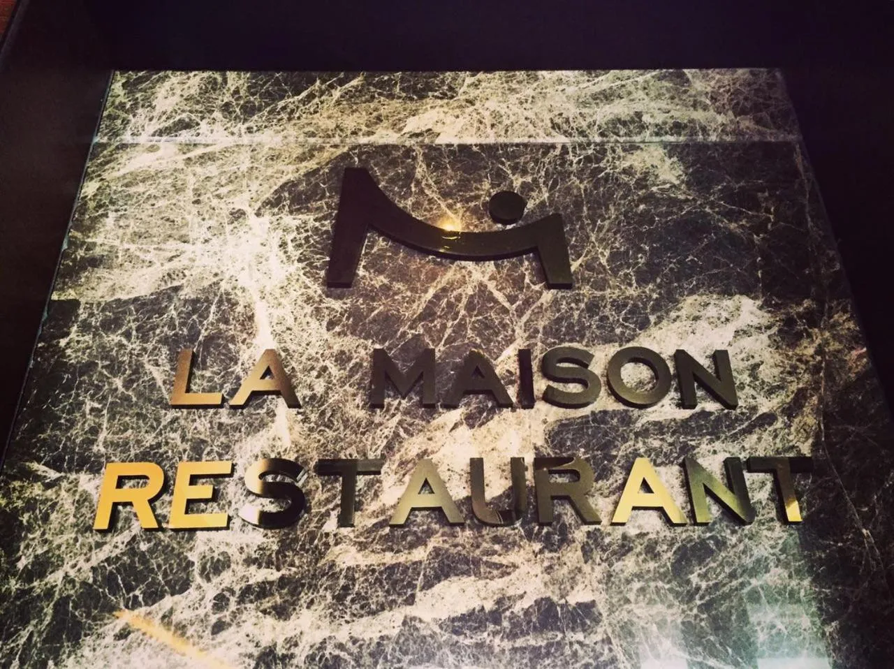 Restaurant/places to eat in Cettia Beach Resort