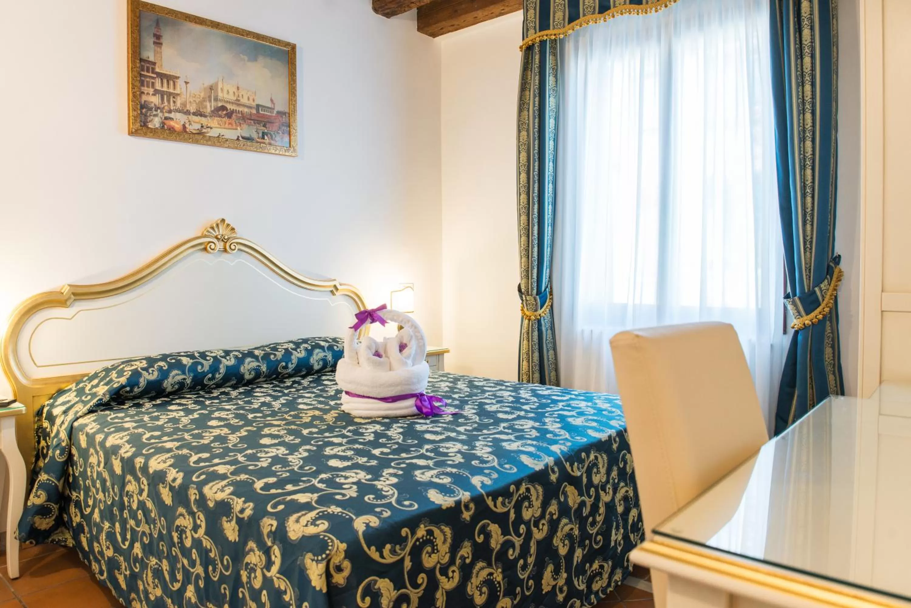 Bed in Al Mascaron Ridente