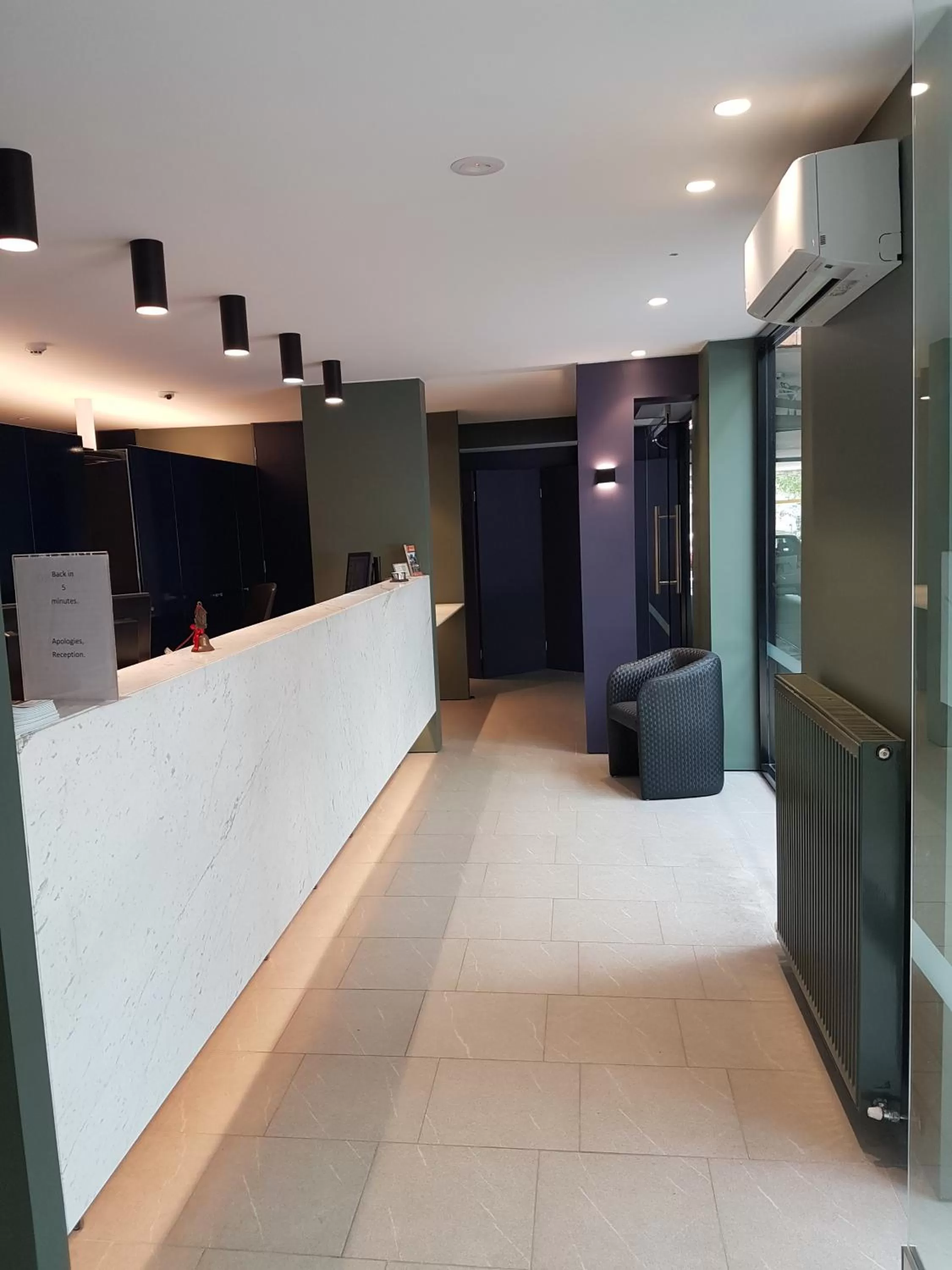 Lobby or reception in Belconnen Way Hotel & Serviced Apartments